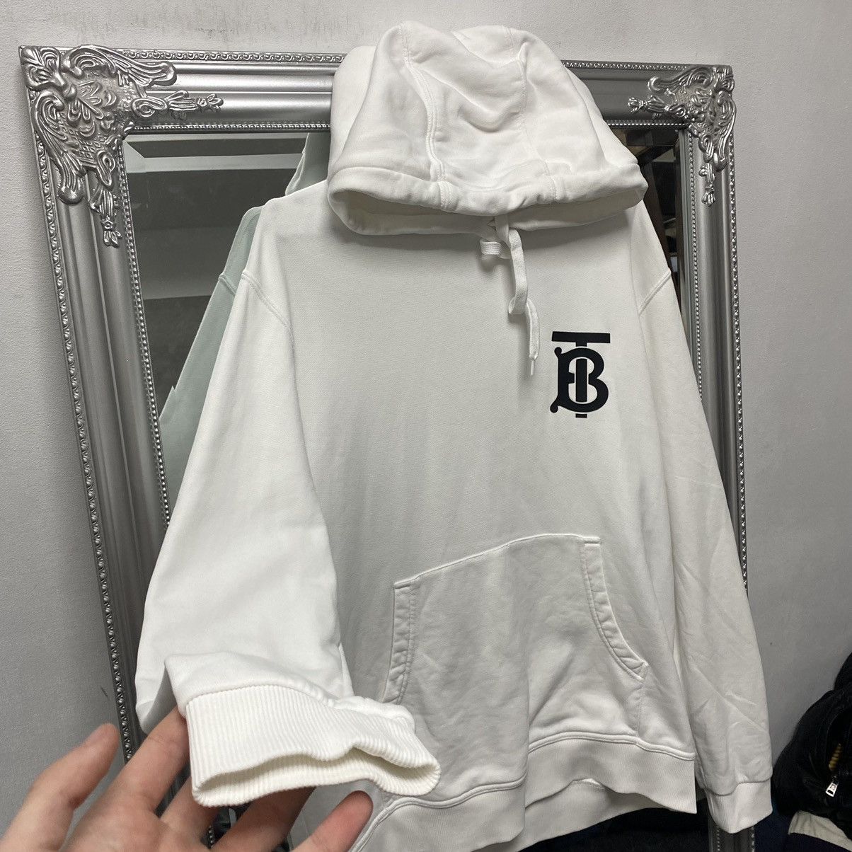 Burberry Burberry Hoodie Vintage Size US M / EU 48-50 / 2 - 4 Thumbnail