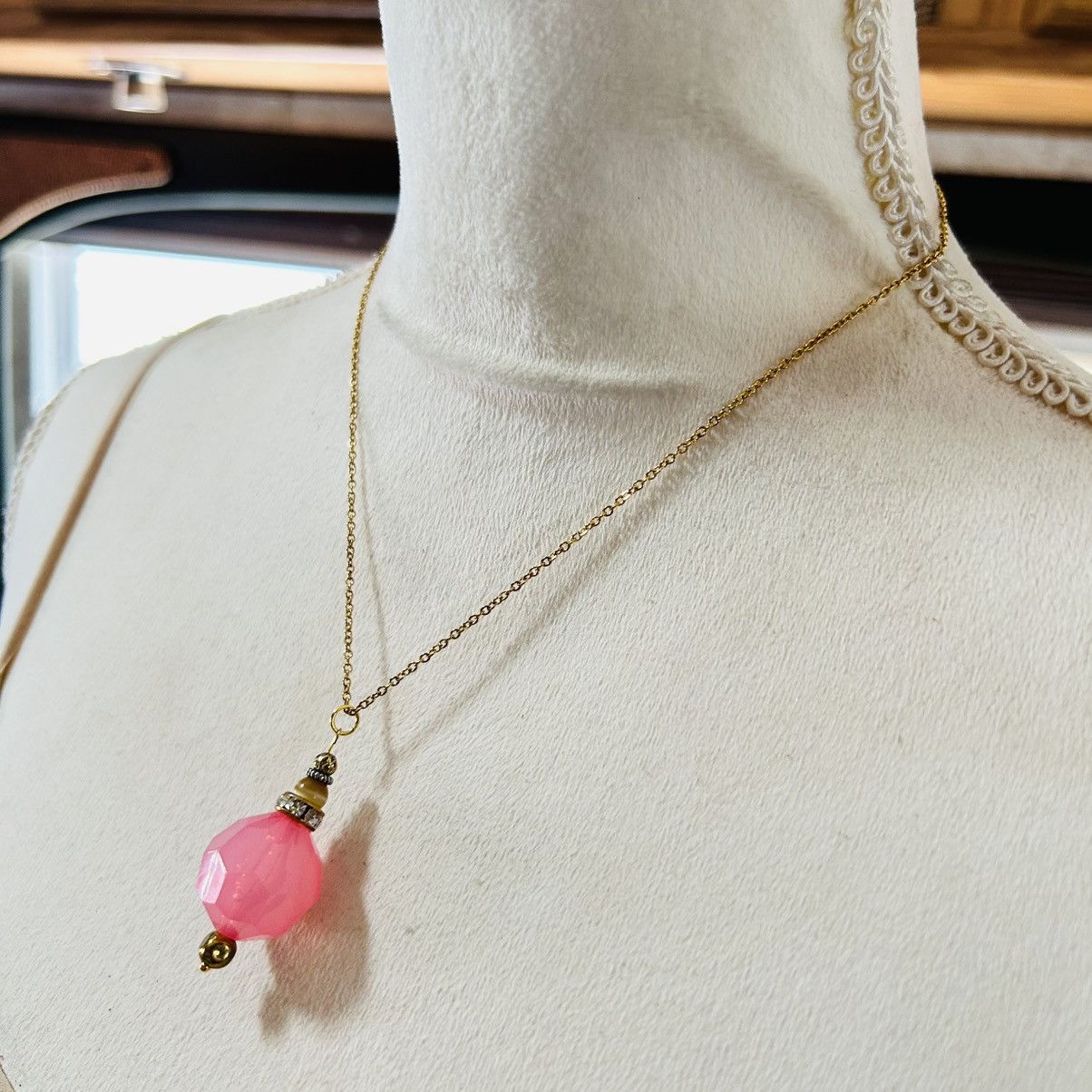 Handmade Handcrafted faceted pink lucite pendant on chain necklace Size ONE SIZE - 3 Thumbnail