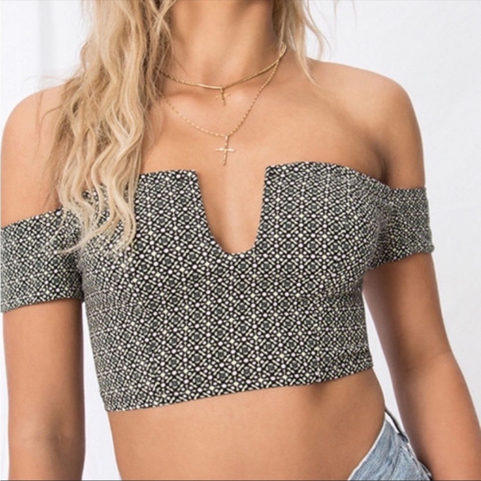 Free People NEW FP FREE PEOPLE Black White Print Neck Crop Top Shirt Size M / US 6-8 / IT 42-44 - 1 Thumbnail