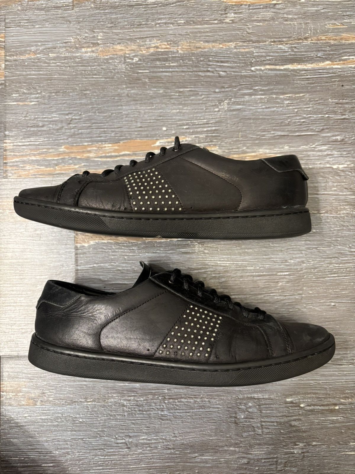Saint Laurent Paris Saint Laurent SL10 Studded Low Top Sneaker Size 6 Size US 6 / EU 39 - 2 Thumbnail