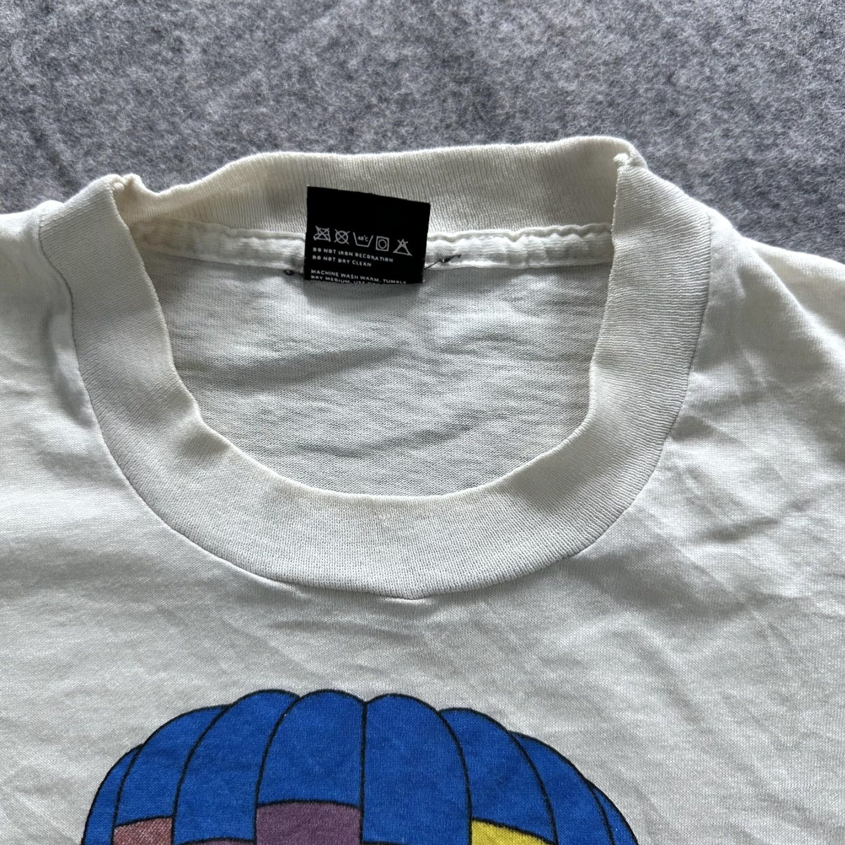Vintage VINTAGE Castle Dawn Shirt Mens Large White Graphic 90s Travel Albuquerque Graphic Ballon Tee Size US L / EU 52-54 / 3 - 4 Thumbnail