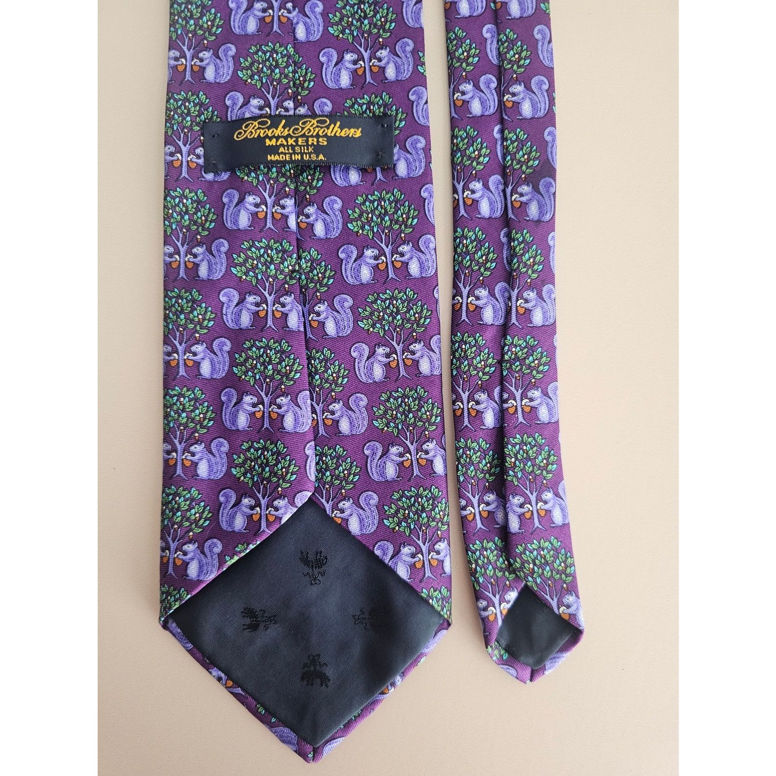 Brooks Brothers EUC Brooks Brothers MAKERS Silk Squirrels Necktie Tie Size ONE SIZE - 4 Thumbnail