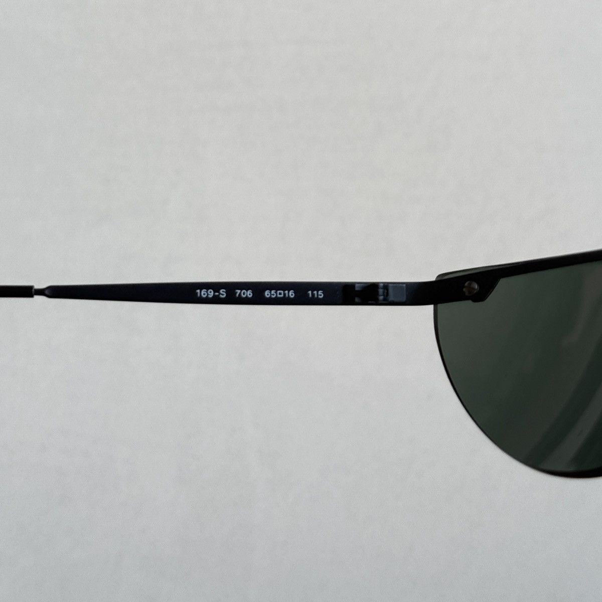 Emporio Armani × Giorgio Armani Emporio Armani Black Frame Sunglasses Size ONE SIZE - 7 Thumbnail