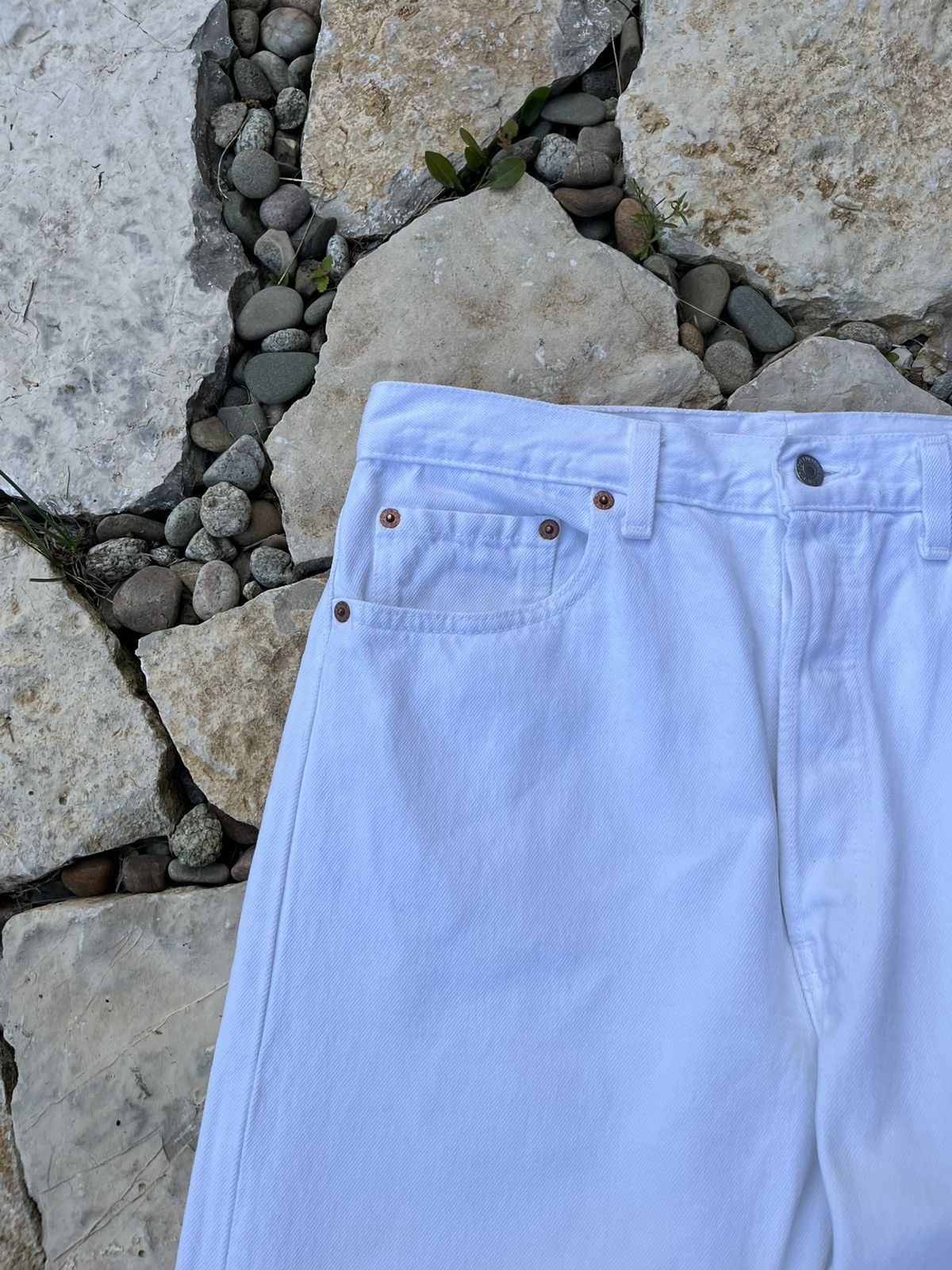 Levi's × Levi's Vintage Clothing × Vintage Vintage 90s Levi’s 501 white 34x32 denim jeans made in USA Size US 34 / EU 50 - 7 Thumbnail