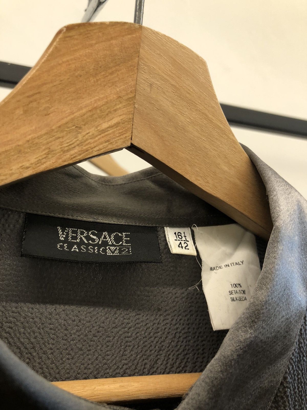 Hedi Slimane Versace Classic V2 Vintage Silk Size US XL / EU 56 / 4 - 3 Thumbnail