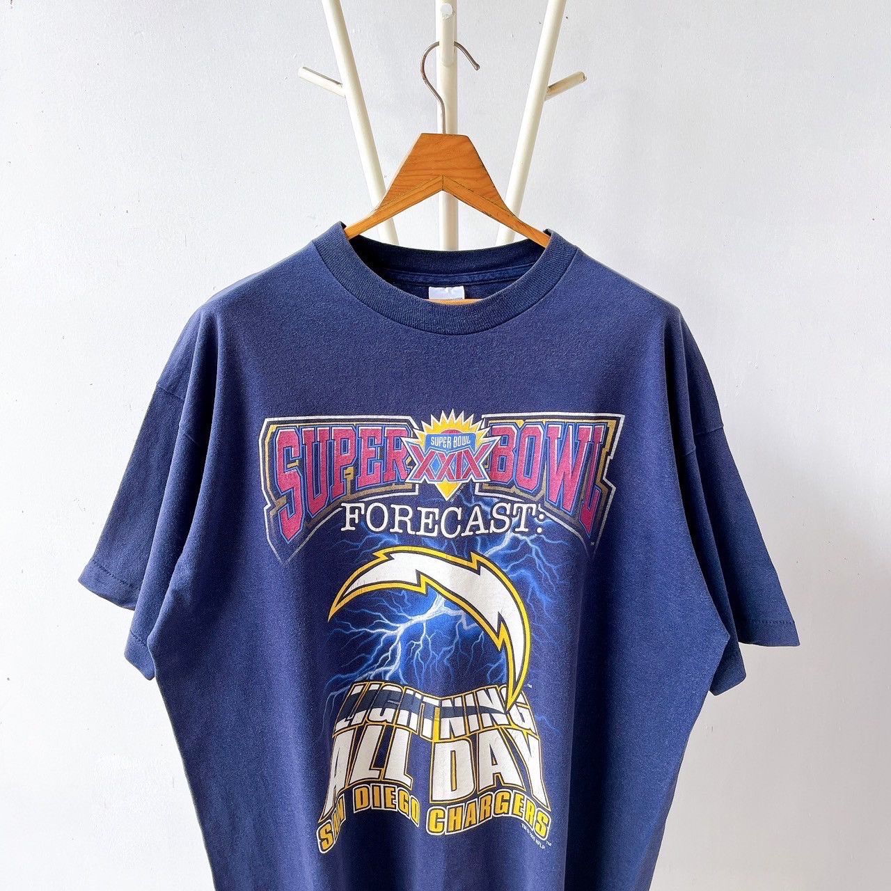 Vintage 90s San Diego Chargers NFL t-shirt/ XL Size US XL / EU 56 / 4 - 3 Thumbnail
