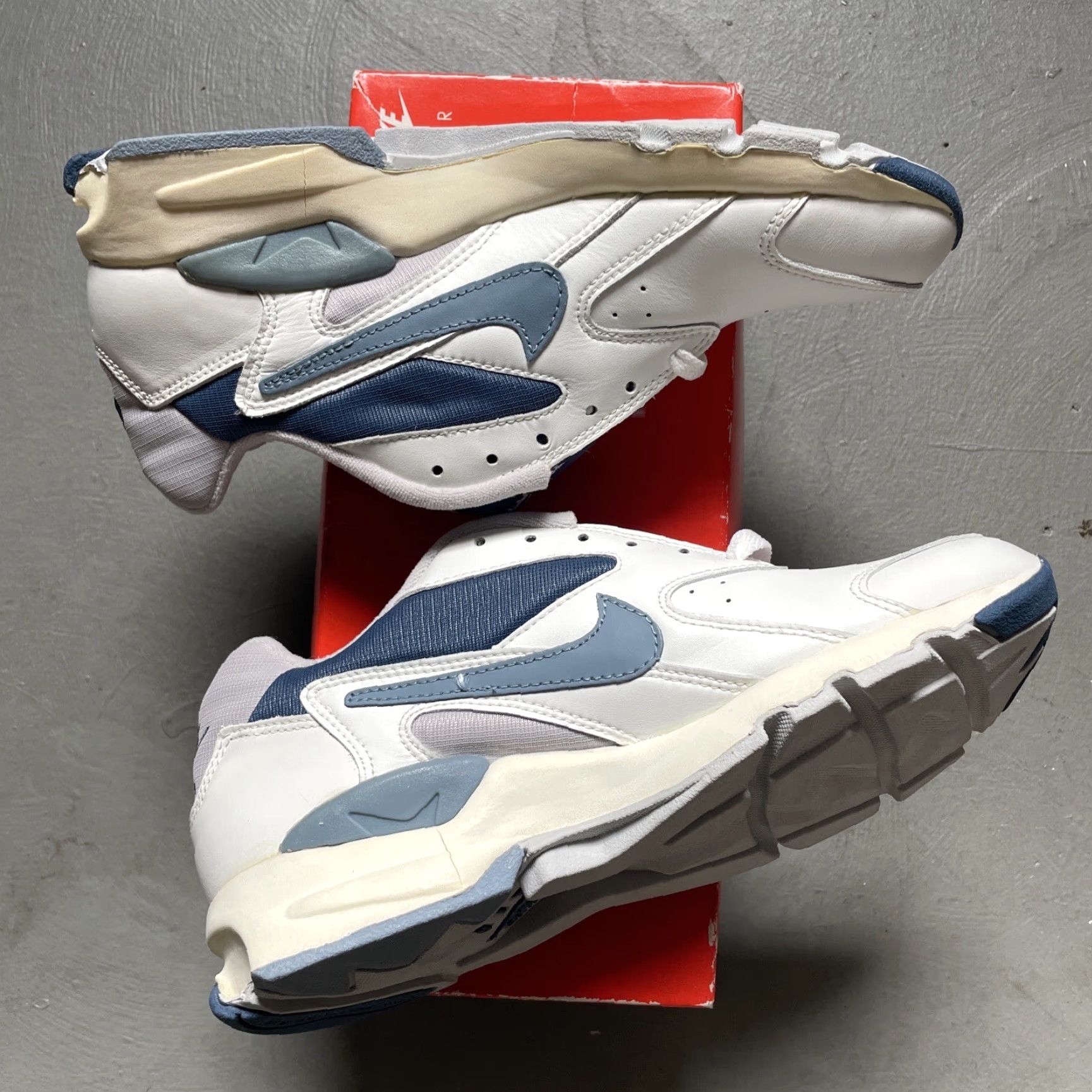 Nike VINTAGE Nike Air Speed RW Mens 8.5 With Original Box Walking Training 1994 1990s Sneakers Size US 9 / EU 42 - 4 Thumbnail