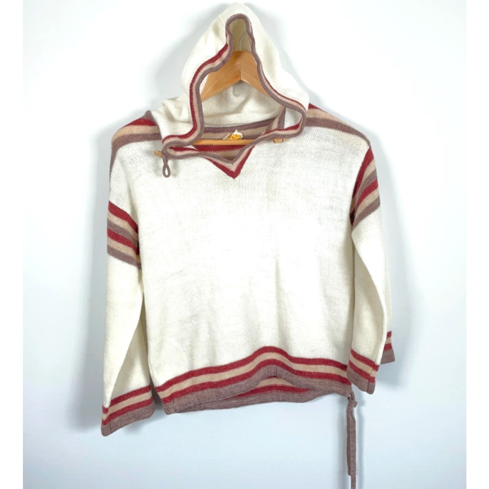 Vintage VINTAGE 80s Hooded Toggle Sweater Women's Small White Red Striped Boho Knit Acrylic Size S / US 4 / IT 40 - 2 Thumbnail