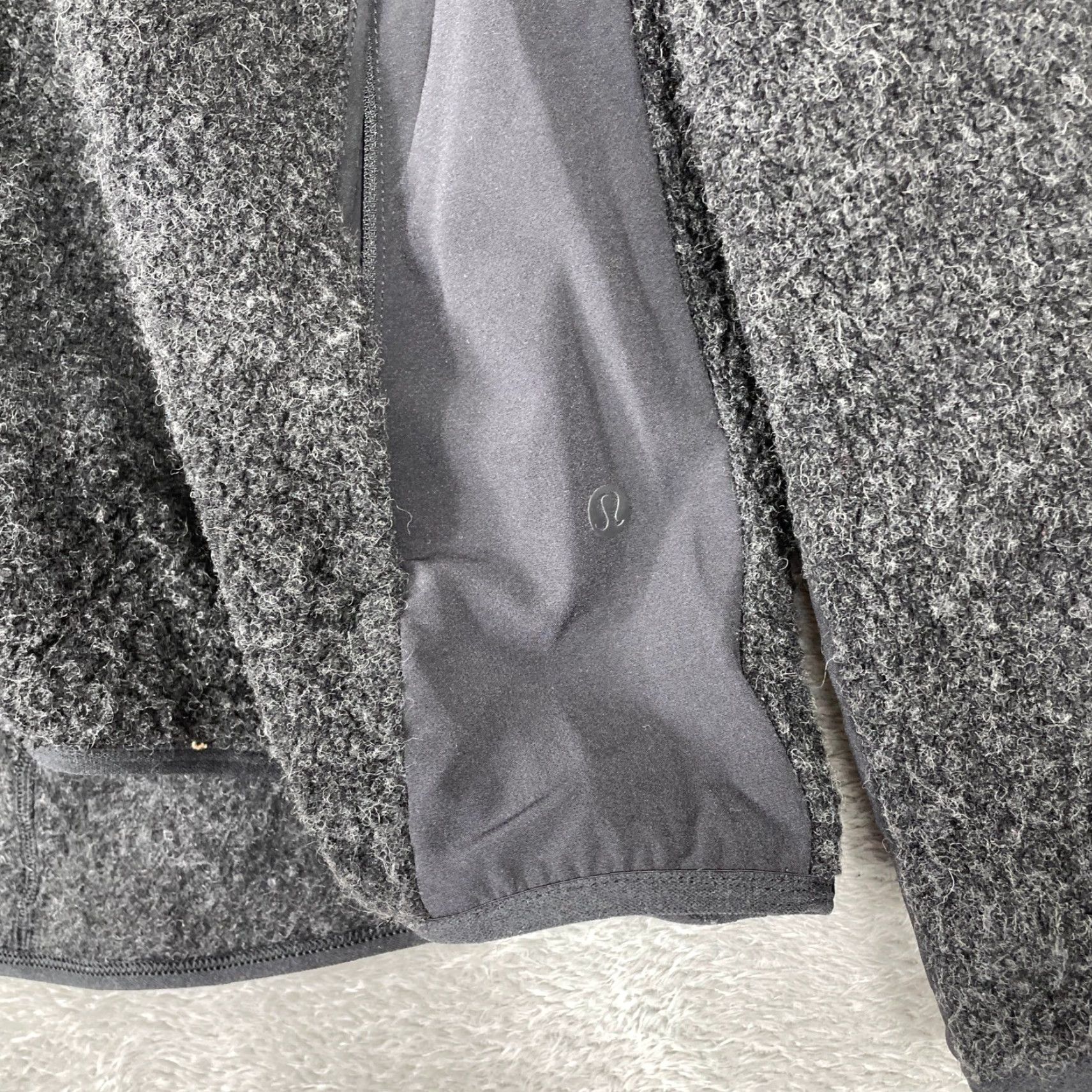 Lululemon VINTAGE Lululemon Tundra Trek Quarter Zip Pullover Mens XL Gray Wool Blend Fleece Jacket Size US XL / EU 56 / 4 - 4 Thumbnail