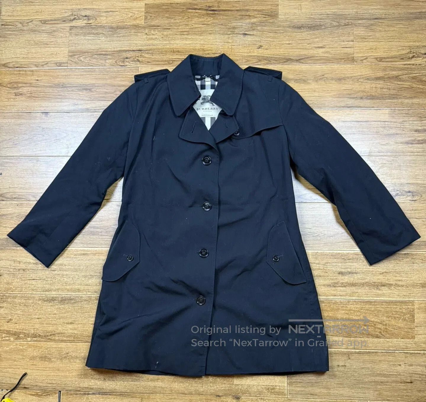 Burberry Burberry Women's Trench Coat Made in England. Size M / US 6-8 / IT 42-44 - 1 Thumbnail