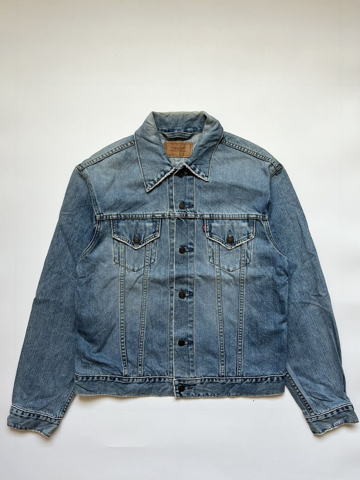 Levi's Vintage Clothing Vintage 1997 Levi's 70500 Japanese Distressed Denim Jacket Size US L / EU 52-54 / 3 - 1 Thumbnail