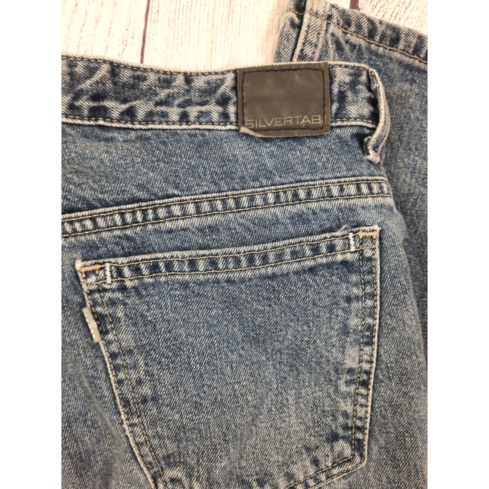 Levi's VINTAGE Levi's Hipster Flare Jeans Womens 28x30 Silver Tab 90s Denim Blue Cotton Jeans Size 28" / US 6 / IT 42 - 6 Thumbnail