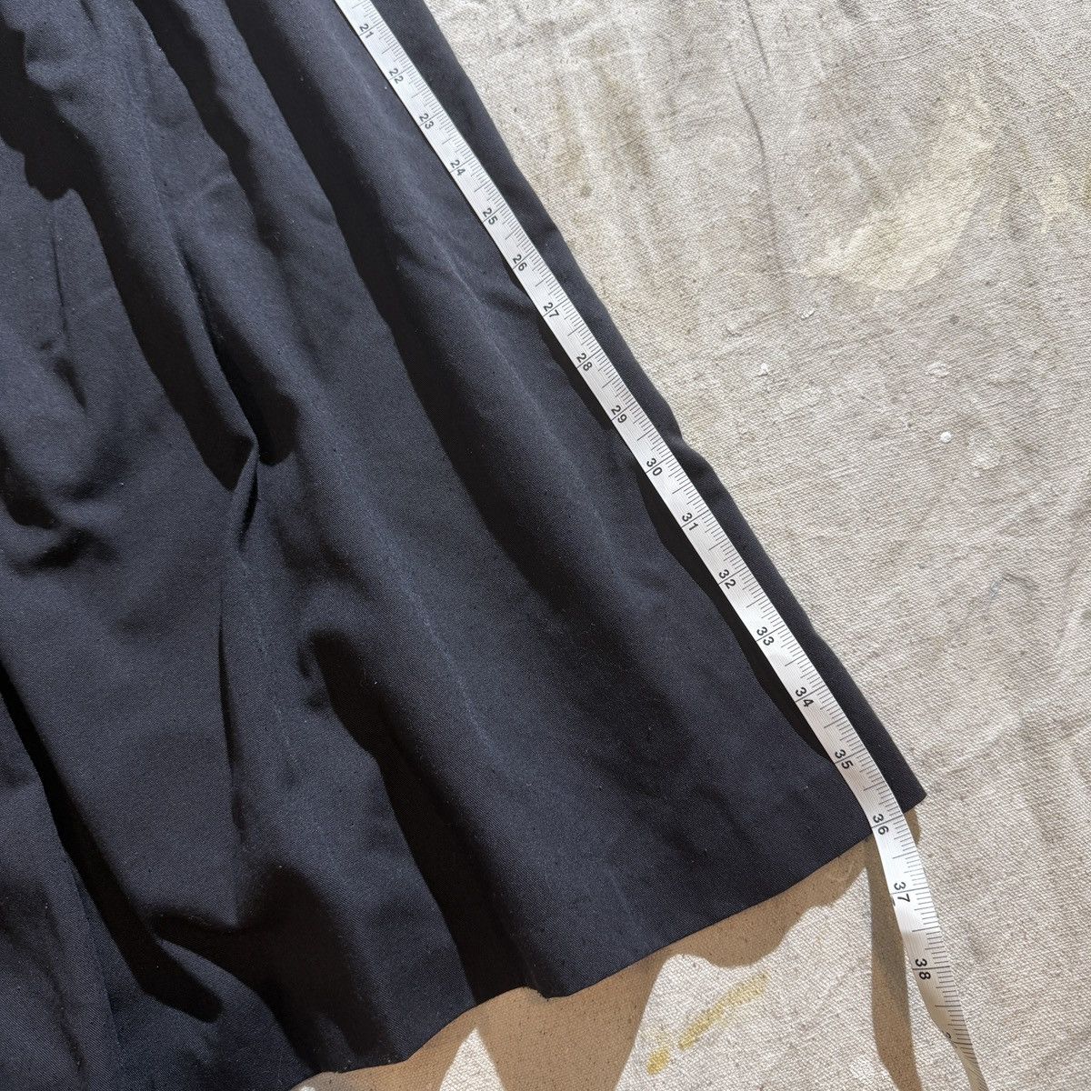 Comme des Garcons Vintage 1960’s Black Pleated Baggy Shorts Cropped Side Zip Size US 28 / EU 44 - 7 Thumbnail