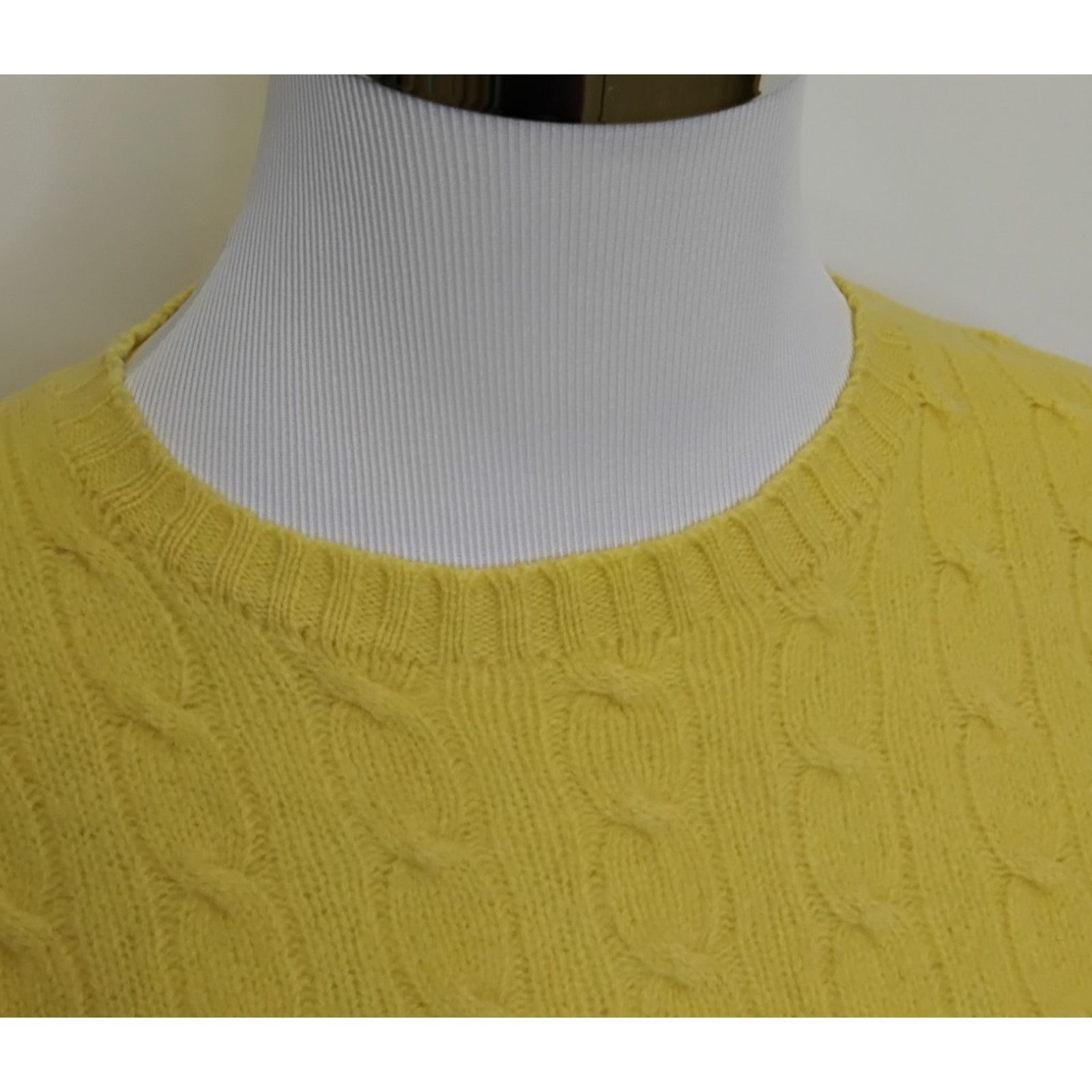 Ralph Lauren Ralph Lauren Lambswool Sweater Women's S Yellow Cable Worn Size S / US 4 / IT 40 - 5 Thumbnail