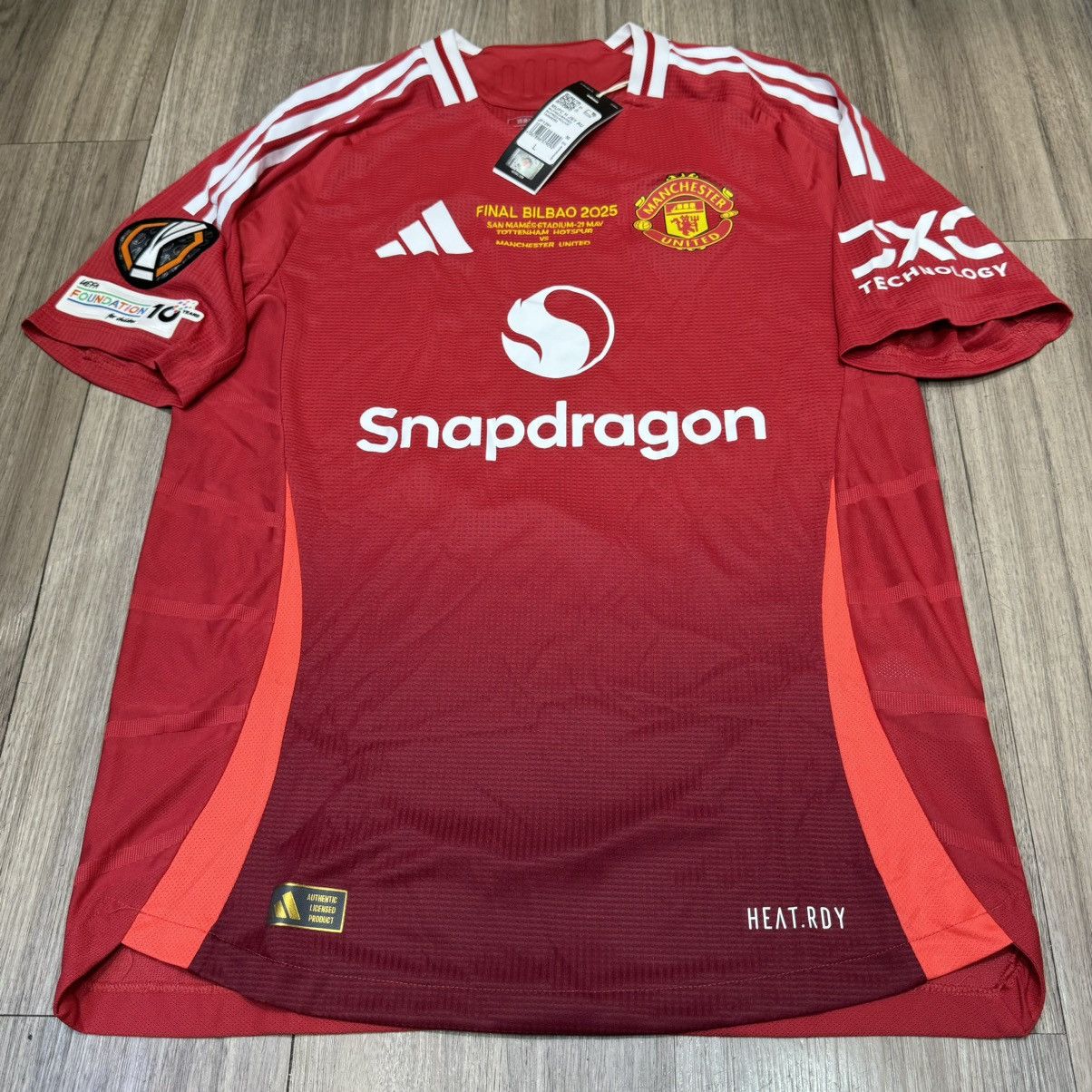 Adidas Manchester united 24/25 Europa player issue final shirt #8 Size US M / EU 48-50 / 2 - 1 Thumbnail