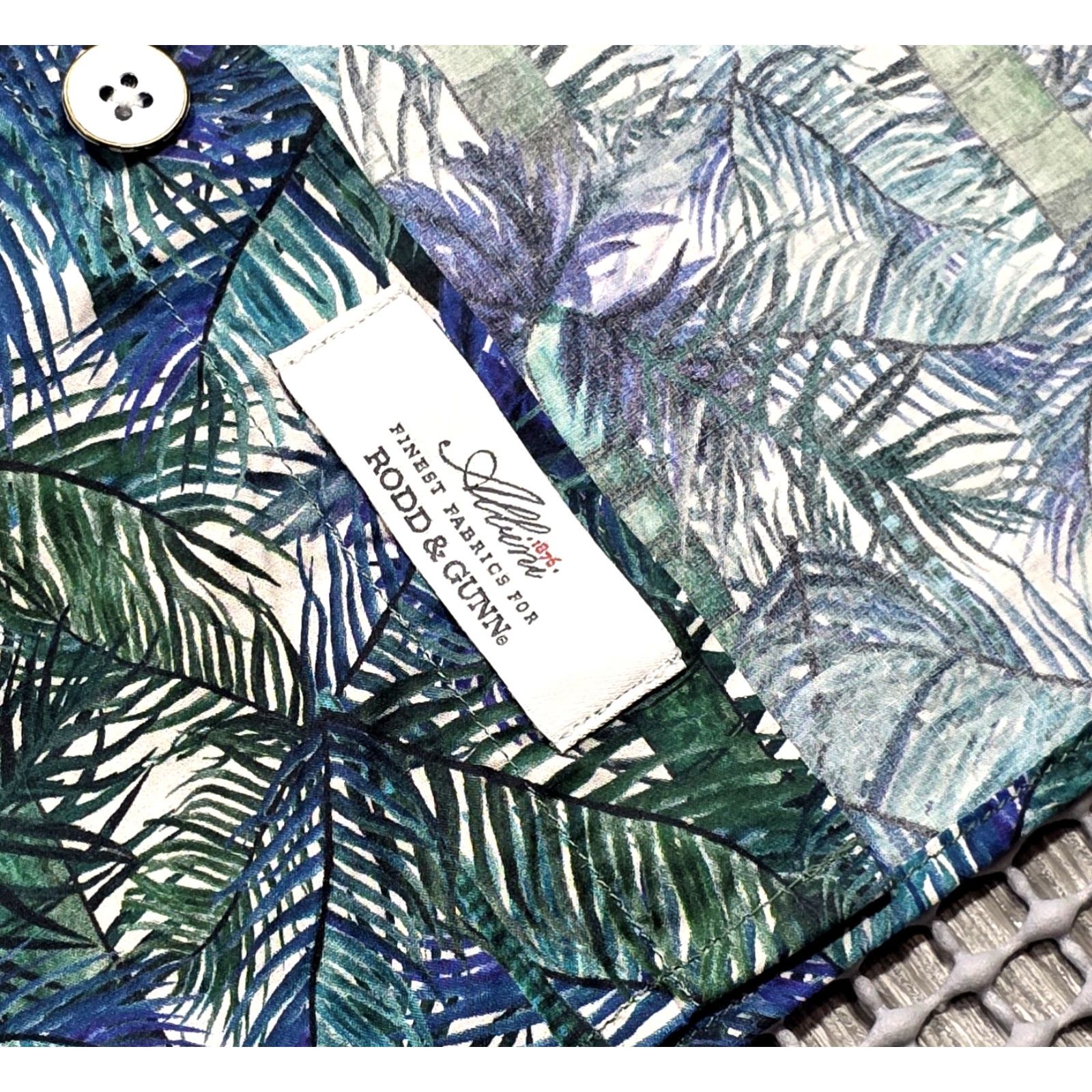 Rodd & Gunn Rodd & Gunn Sports Fit Shirt Men XL Multicolor Floral Short Sleeve Button Up Size US XL / EU 56 / 4 - 7 Thumbnail