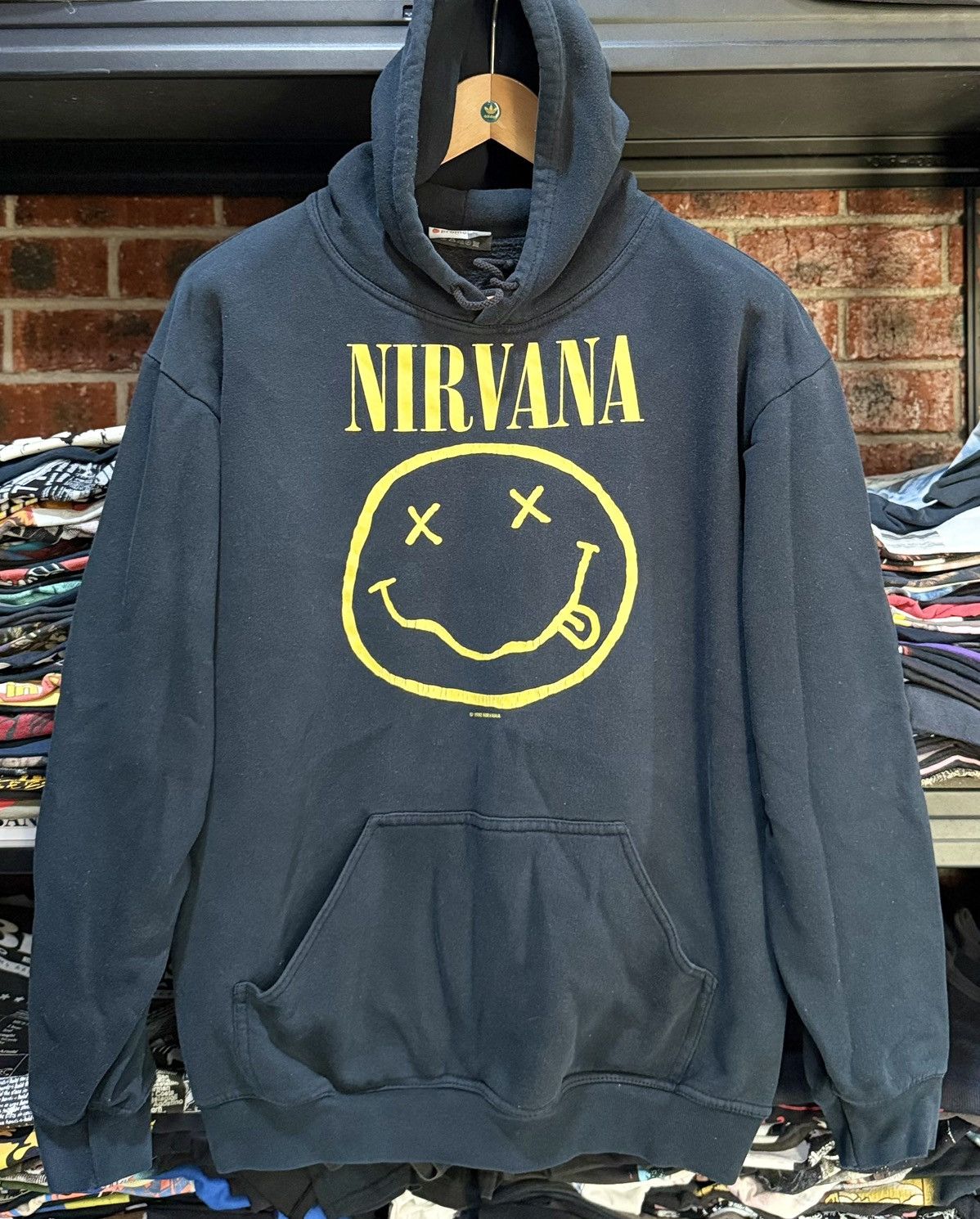 Band Tees Rare Vintage 90s Nirvana Smiley Promo Europe Hoodie Size US L / EU 52-54 / 3 - 1 Thumbnail