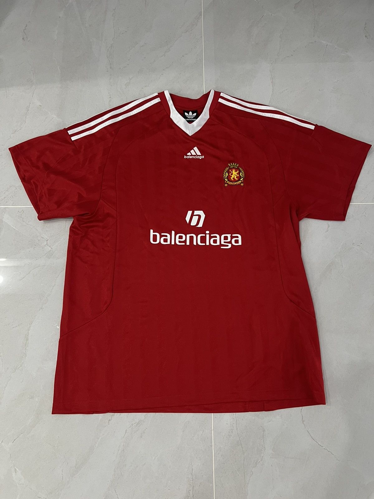 Balenciaga Balenciaga x Adidas Resort 2023 Red Soccer Tshirt Sz.3 Size US L / EU 52-54 / 3 - 2 Thumbnail