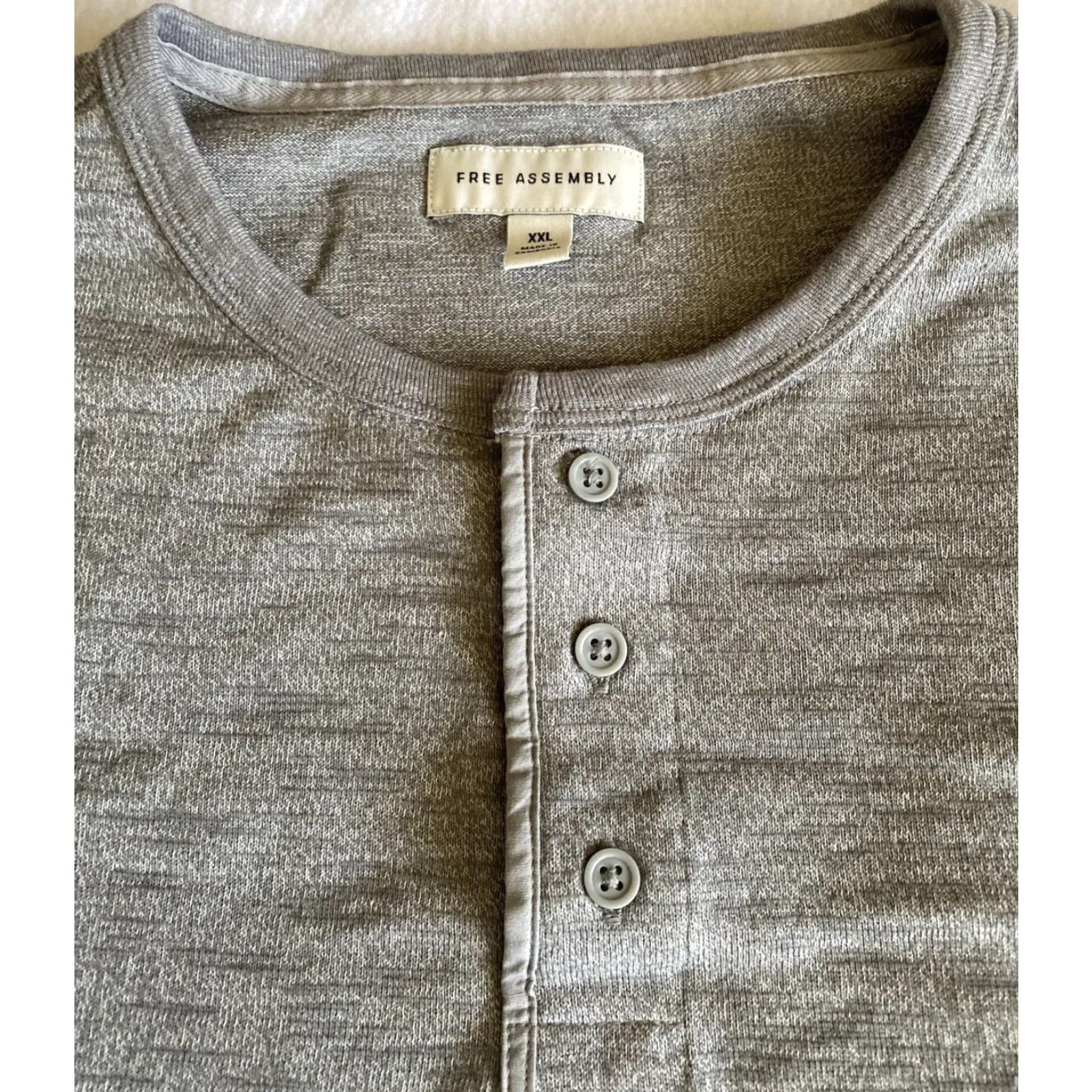 Vintage Free Assembly T-Shirt Mens XXL Thermal Gray Crew Neck Long Sleeve Solid Art Modern (2XL) Men Shirt Gray" Size US XXL / EU 58 / 5 - 2 Thumbnail