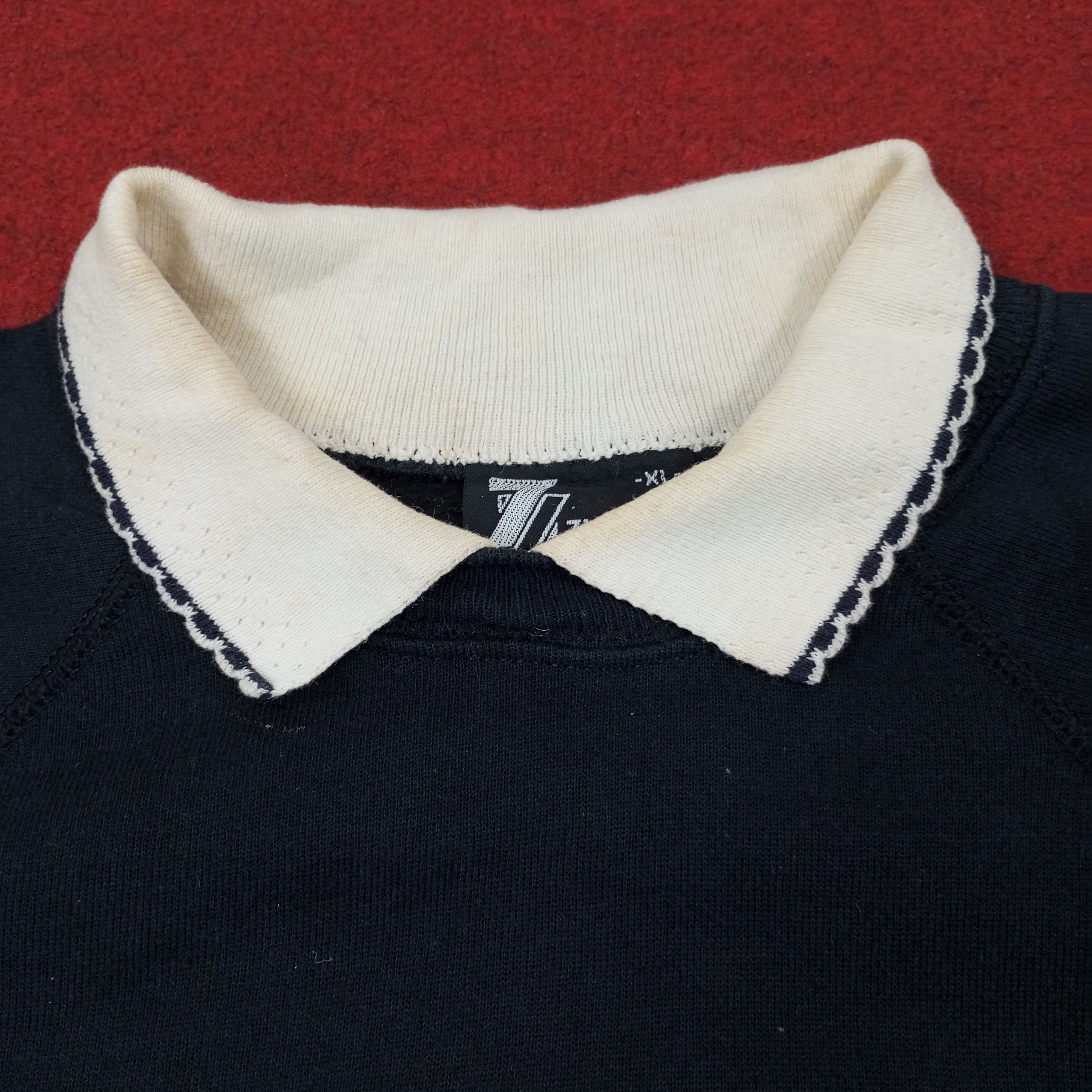 Other Zig Zag Flowers Design Vintage Collar Sweatshirt c233n20 Size US L / EU 52-54 / 3 - 3 Thumbnail