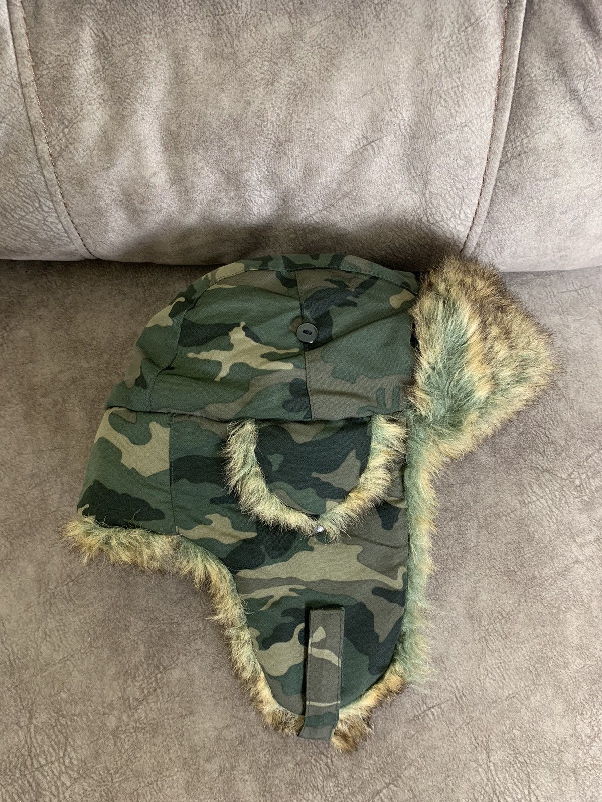 Japanese Brand Y2K Camo Ushanka Hat Size ONE SIZE - 1 Thumbnail