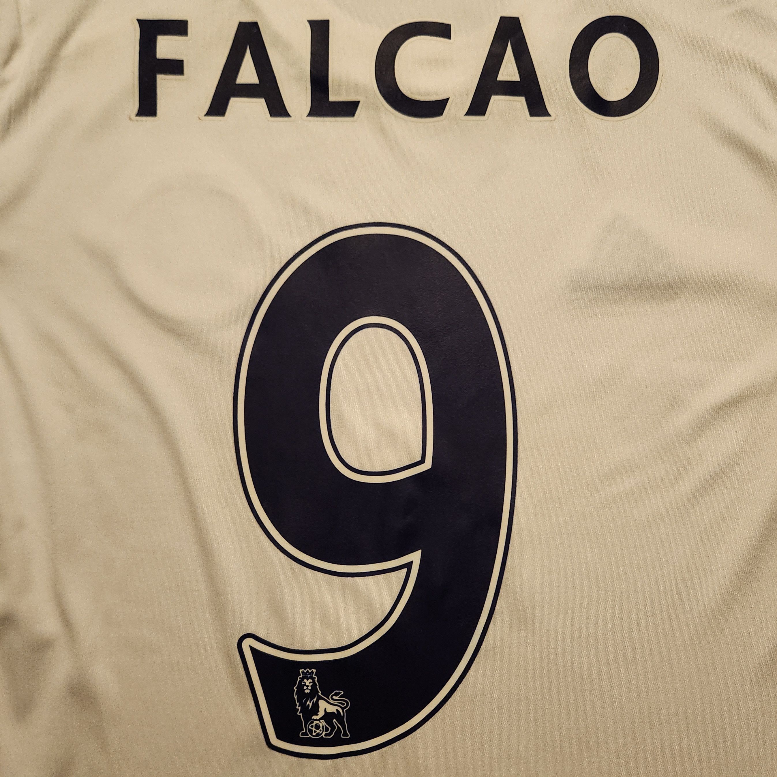 Adidas Authentic Retro Chelsea FALCAO 2015-2016 15/16 Away Jersey Size US S / EU 44-46 / 1 - 3 Thumbnail