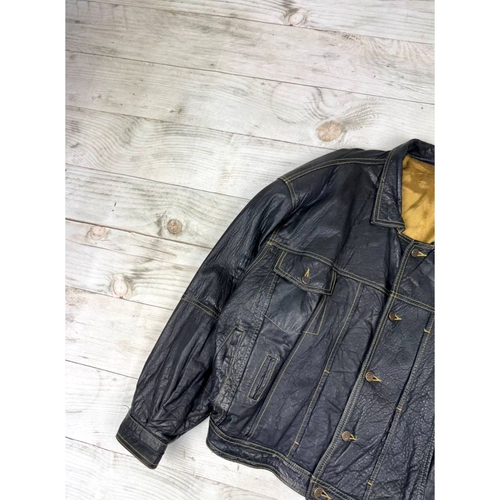 Diesel VINTAGE Nike? Diesel Leather Jacket 90s Big Logo Biker Men XL Black Size XL - Note: Original title provided; no new info added. Size US XL / EU 56 / 4 - 5 Thumbnail