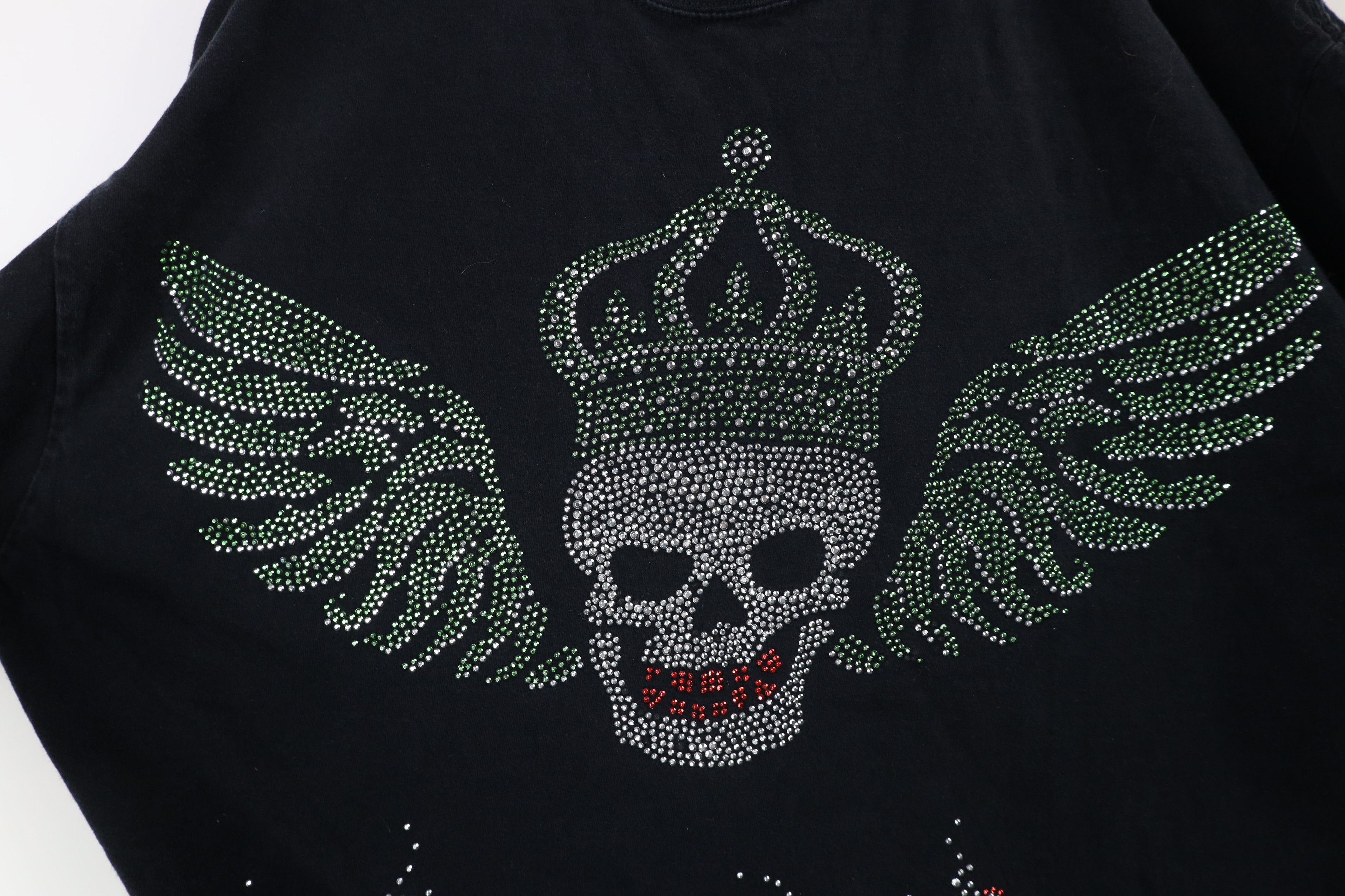 Vintage Vintage Y2K Streetwear King Sequin Skull Wings T-Shirt Size US XXL / EU 58 / 5 - 7 Thumbnail