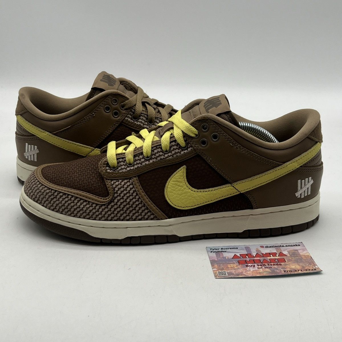 Nike Undefeated x nike dunk low canteen Size US 10 / EU 43 - 1 Thumbnail