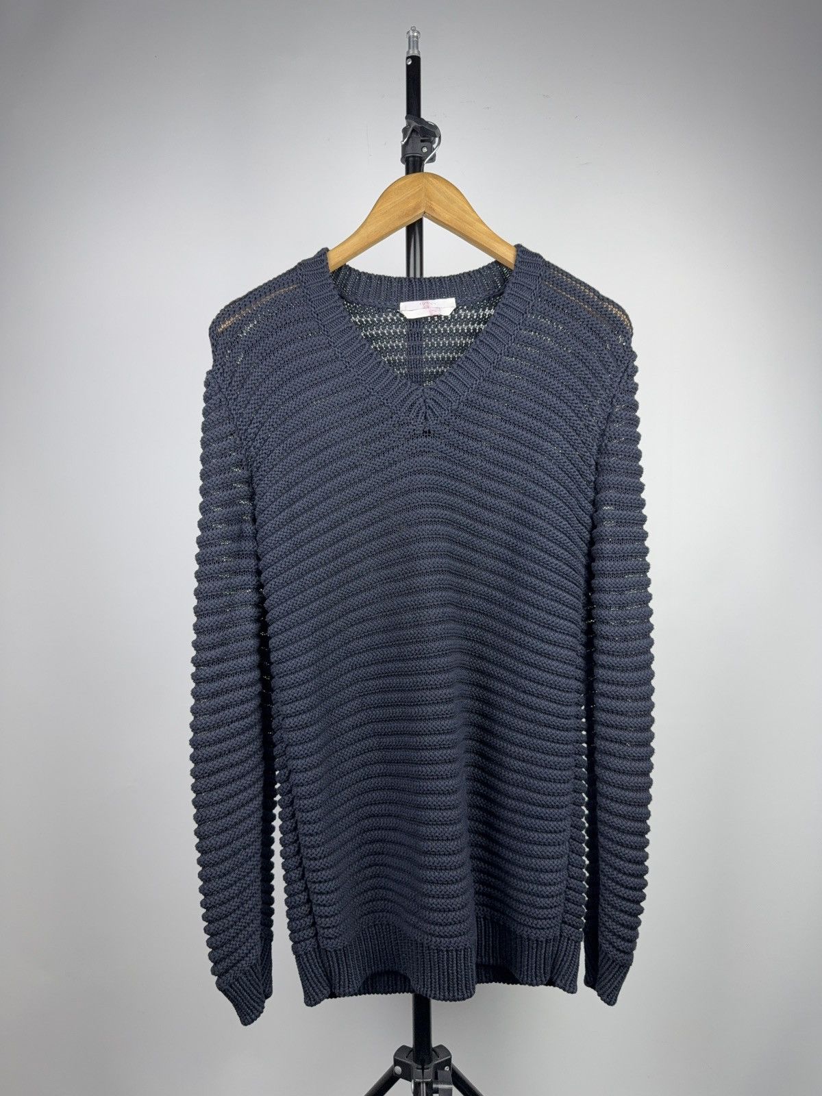 Hugo Boss Luxury Hugo Boss Italy Textured Open Knit Sweater Navy Size US S / EU 44-46 / 1 - 1 Thumbnail