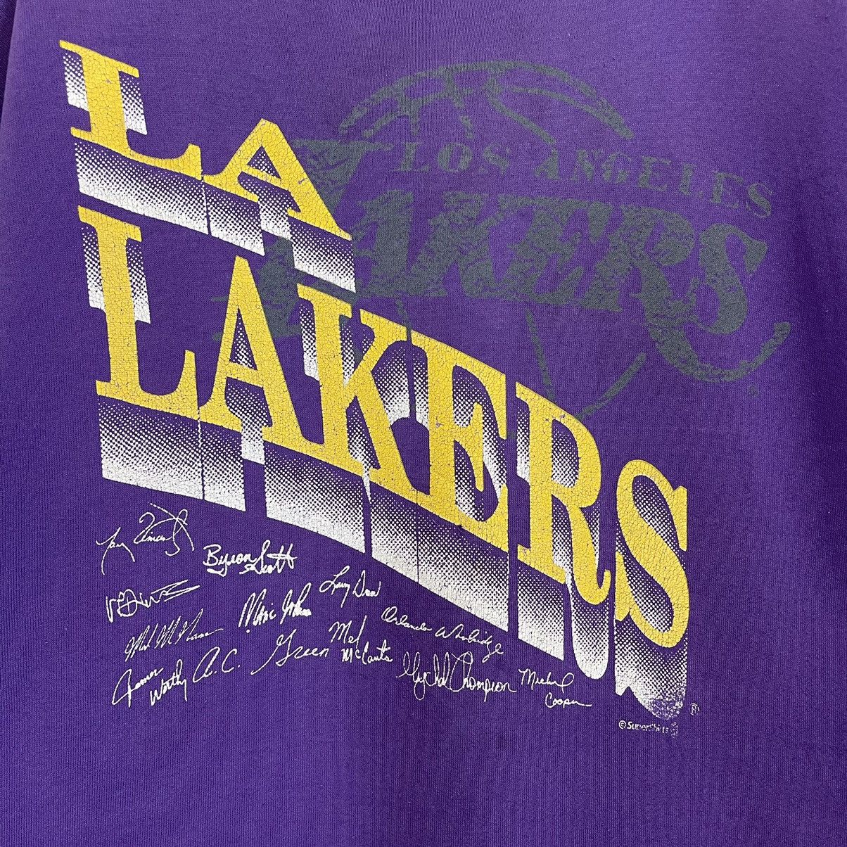 NBA Vintage 90s NBA Los Angeles Lakers Big Logo Sweatshirt Size US M / EU 48-50 / 2 - 5 Thumbnail