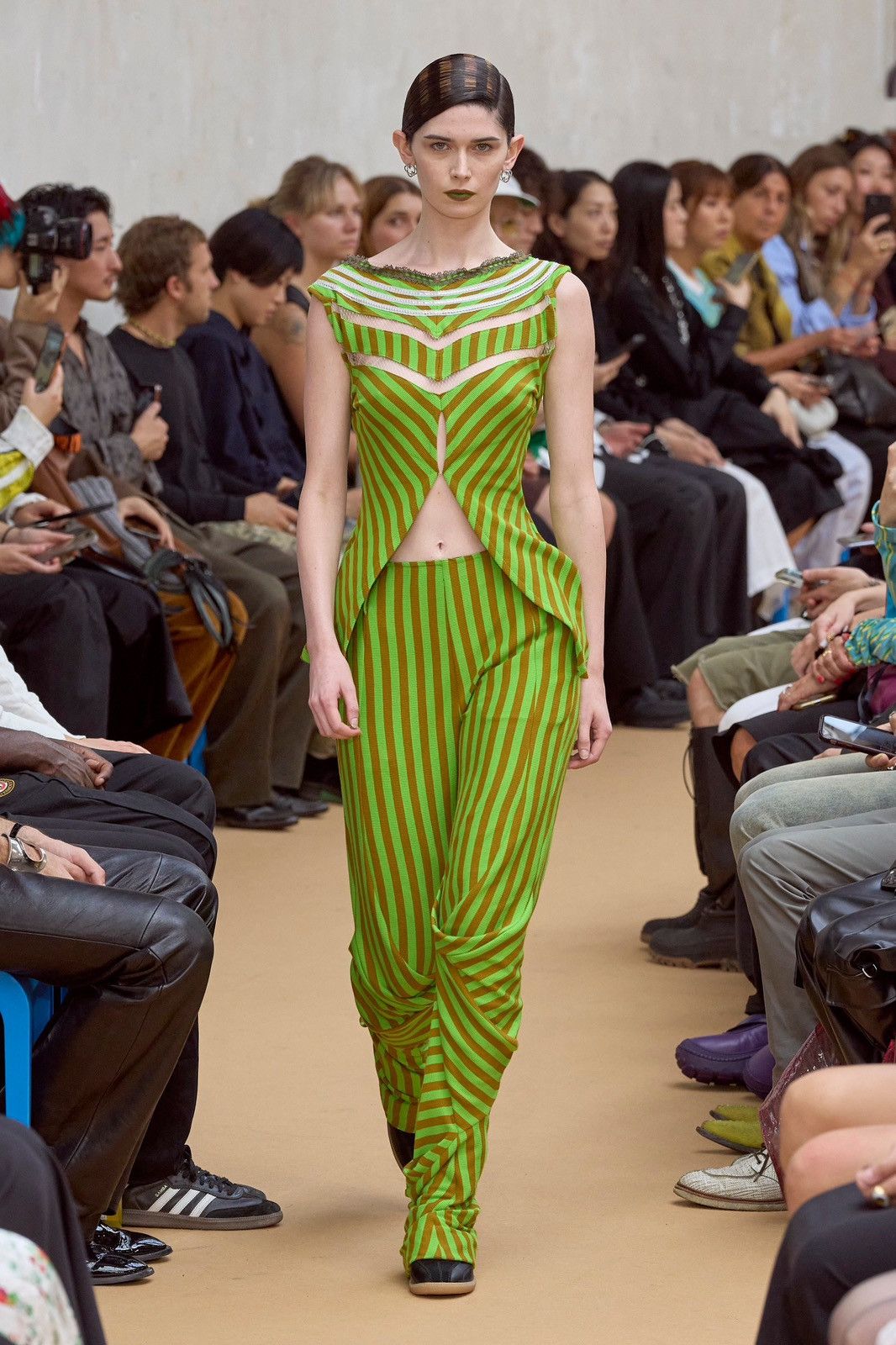 Kiko Kostadinov Panoply Top Size S / US 4 / IT 40 - 7 Thumbnail
