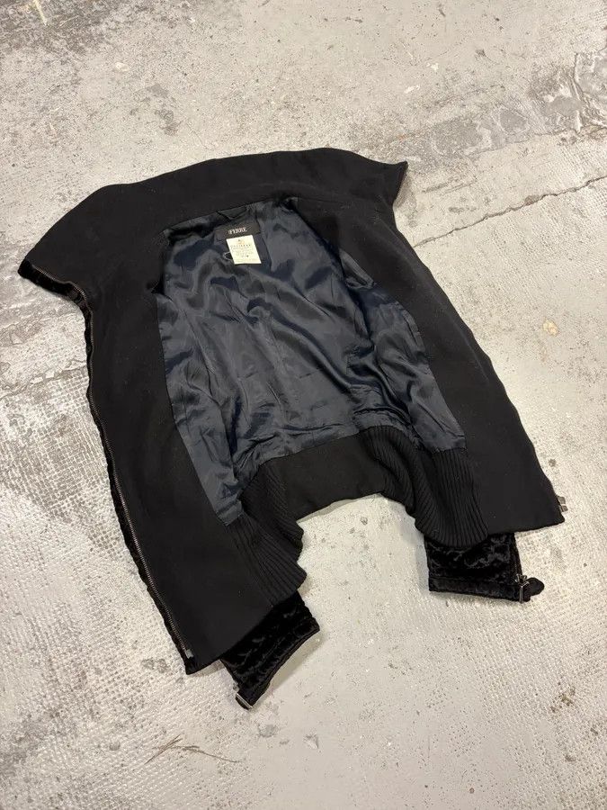 Gianfranco Ferre 2000s Gianfranco Ferré Black Textured Hybrid Black Jacket Size XS / US 0-2 / IT 36-38 - 8 Thumbnail