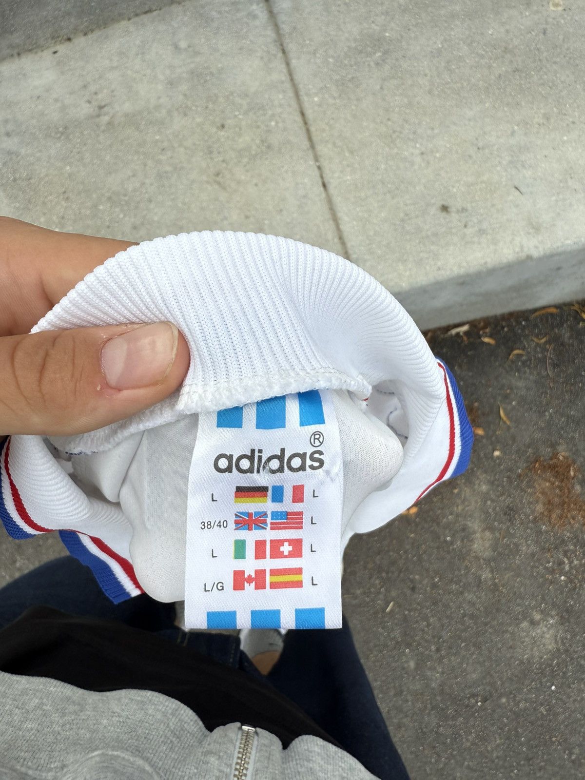 Adidas France 98 kit Size US L / EU 52-54 / 3 - 4 Thumbnail