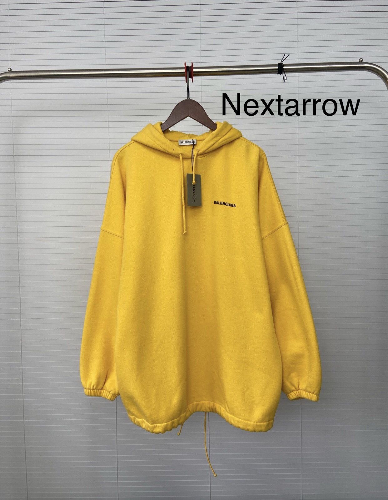 Balenciaga Balenciaga chest letter embroidered logo yellow hoodie Size US XS / EU 42 / 0 - 1 Thumbnail