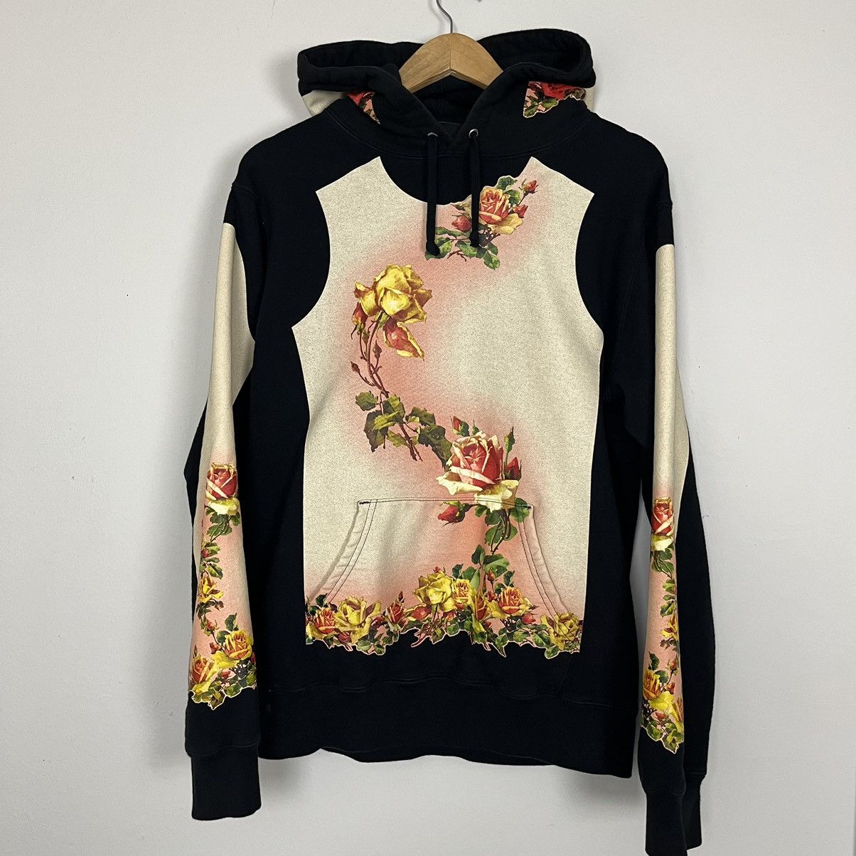 Pre-owned Jean Paul Gaultier X Supreme Jean Paul Gaultier Floral Print Hoodie Ss19 In Black