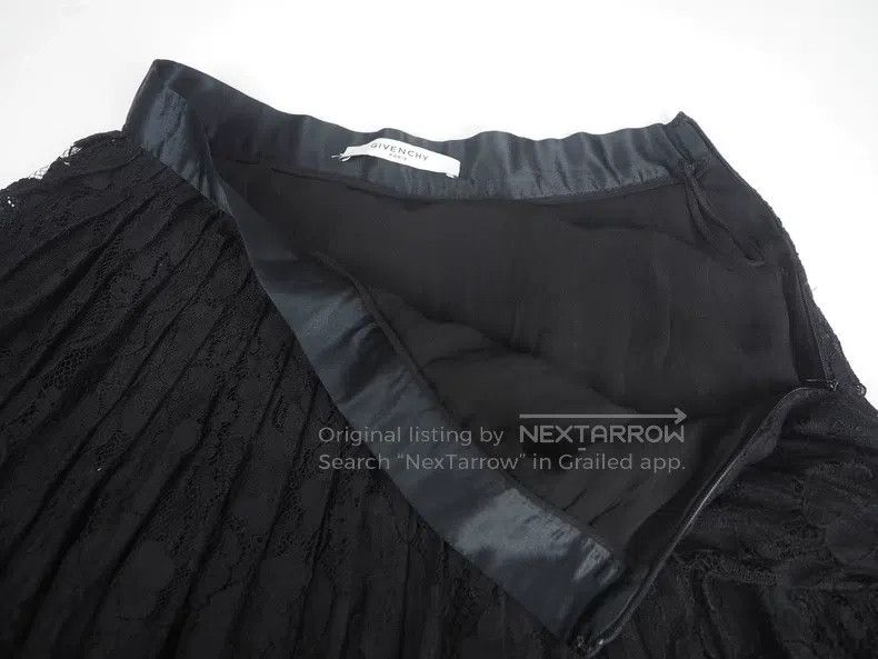 Givenchy Givenchy Black lace sheer silk lining half skirt Size 39" - 7 Thumbnail