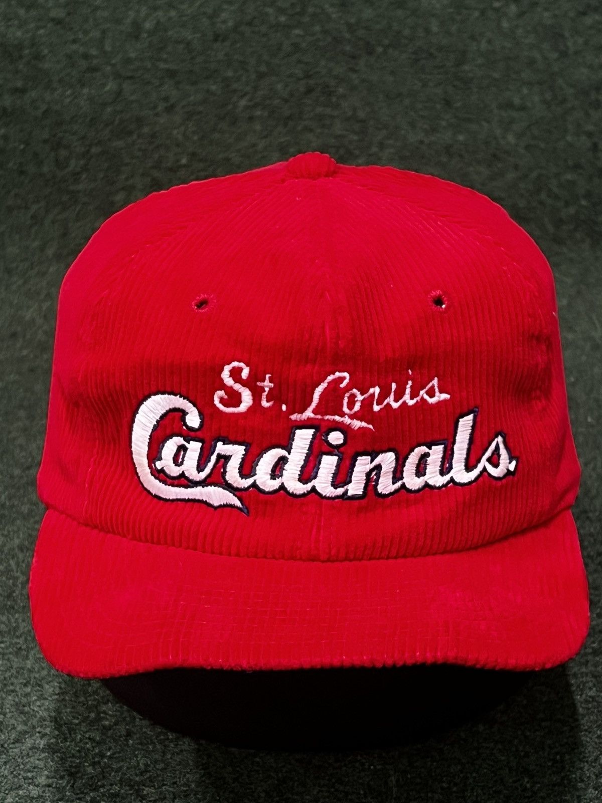 Vintage Vintage 90s St Louis Cardinals Script Corduroy Snapback Hat Size ONE SIZE - 1 Thumbnail