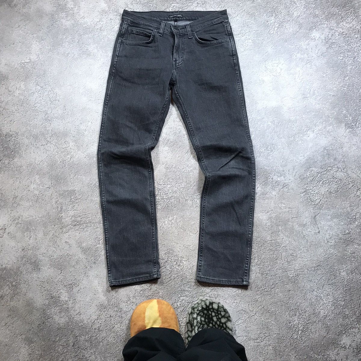 Vintage Vintage 90s Levi's Faded Black Relaxed Fit Jeans Grunge 28 Size US 28 / EU 44 - 4 Thumbnail