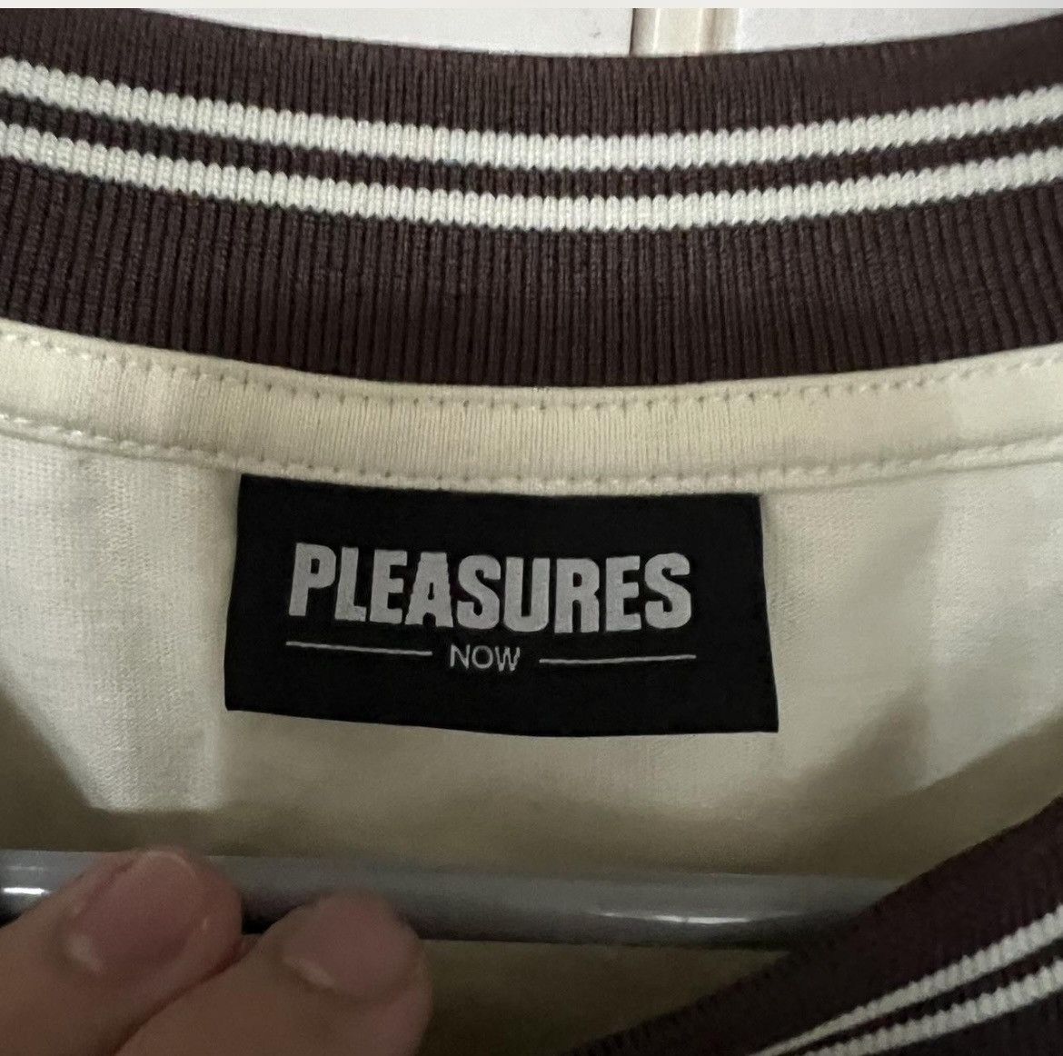 Pleasures Pleasures Hug Me Tee sz XL Size US L / EU 52-54 / 3 - 5 Thumbnail