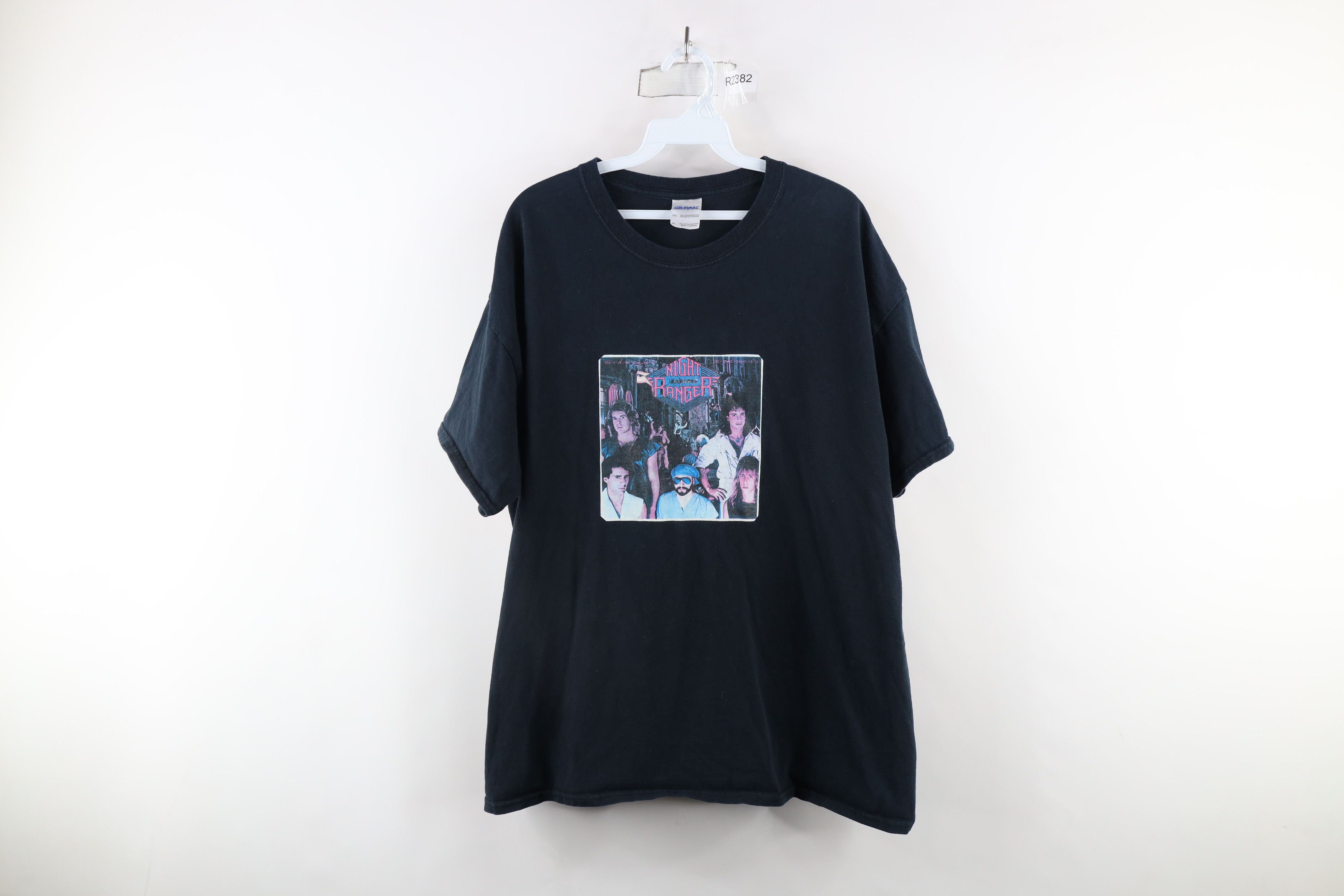 Vintage Vintage 90s Out Midnight Madness Night Ranger Band T-Shirt Size US XL / EU 56 / 4 - 1 Thumbnail