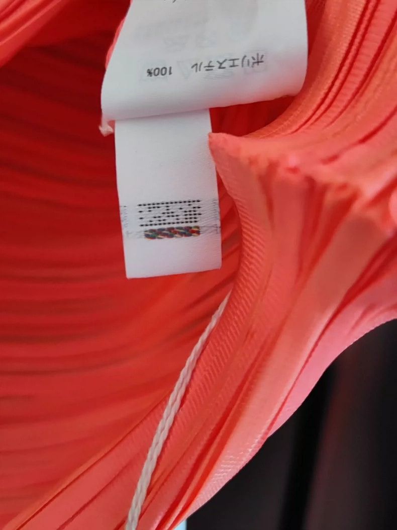 Issey Miyake Issey Miyake size:one size Orange-red horizontal striped l Size M / US 6-8 / IT 42-44 - 4 Thumbnail