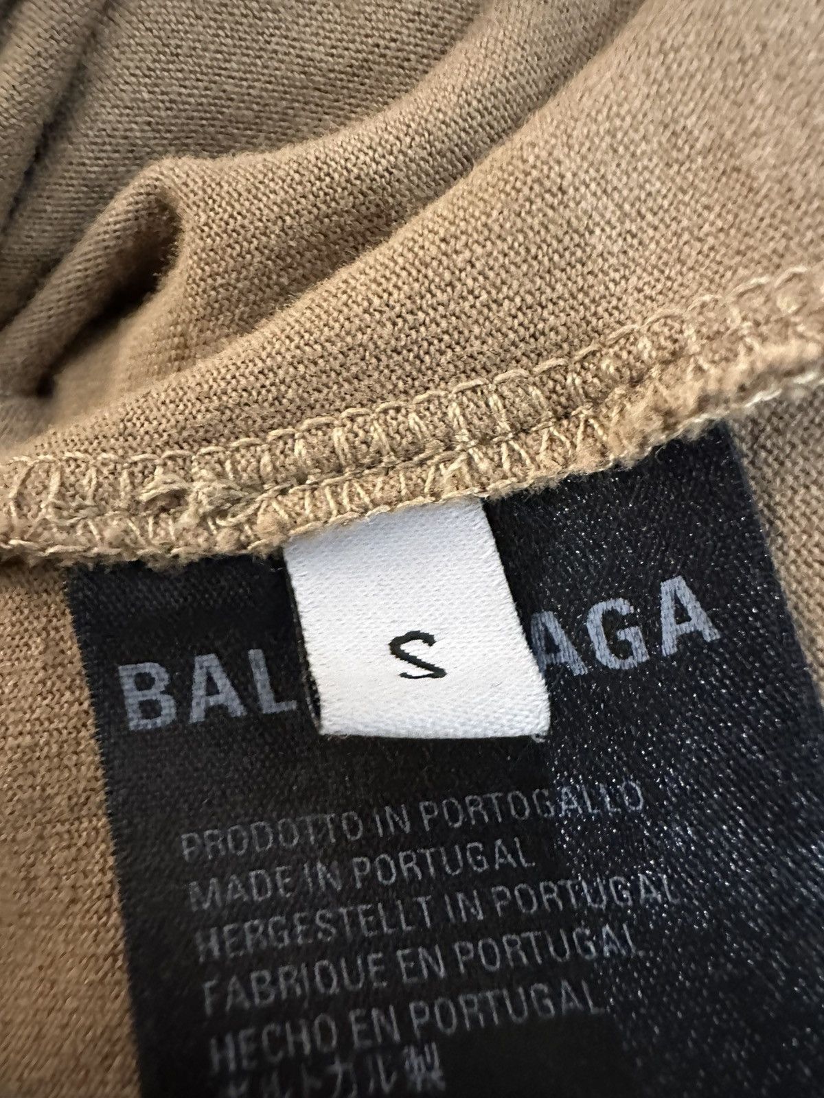 Balenciaga Balenciaga T-shirt Size US S / EU 44-46 / 1 - 5 Thumbnail