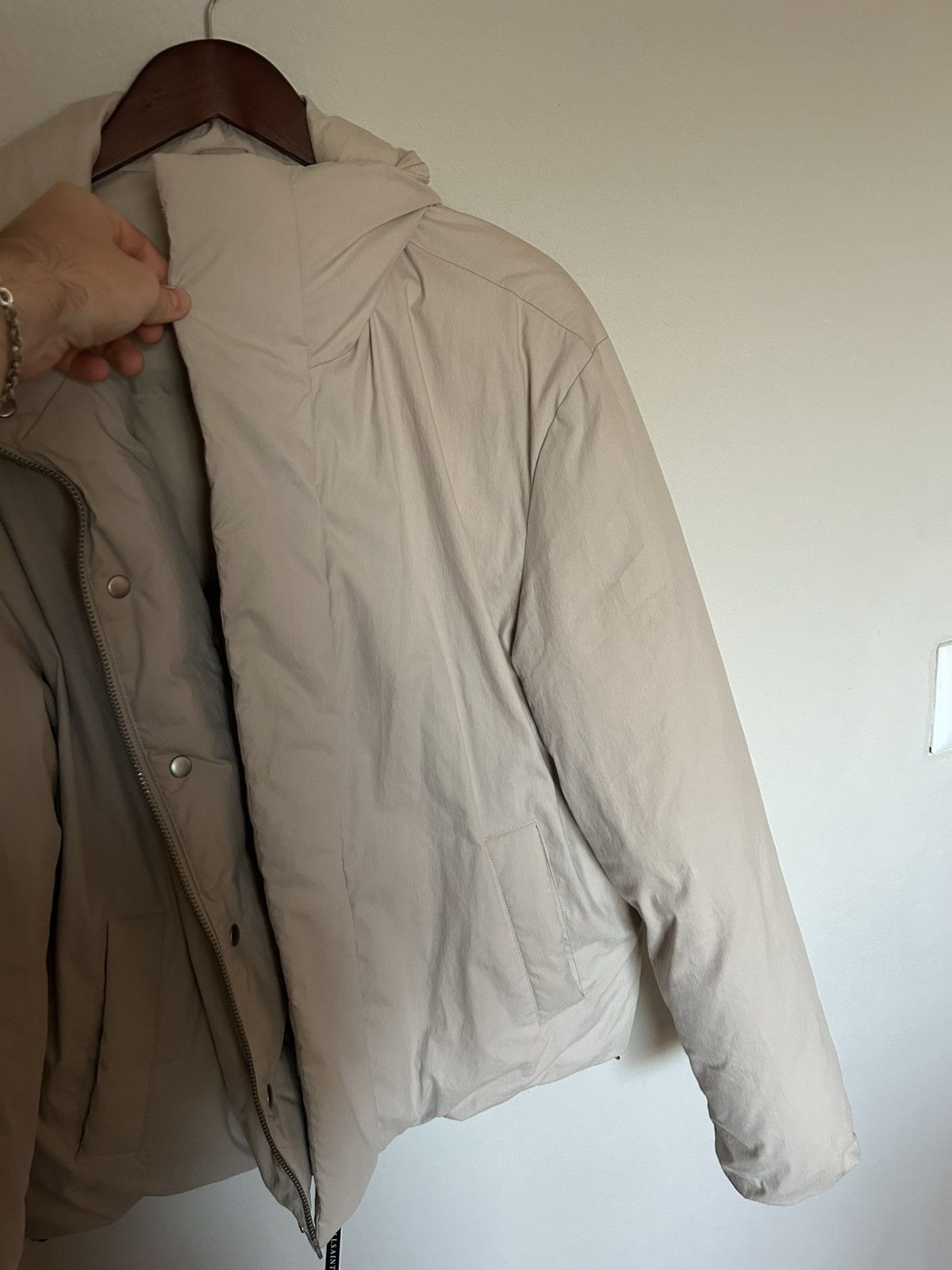 Allsaints Allsaints Beige Big Puffer Size US L / EU 52-54 / 3 - 3 Thumbnail