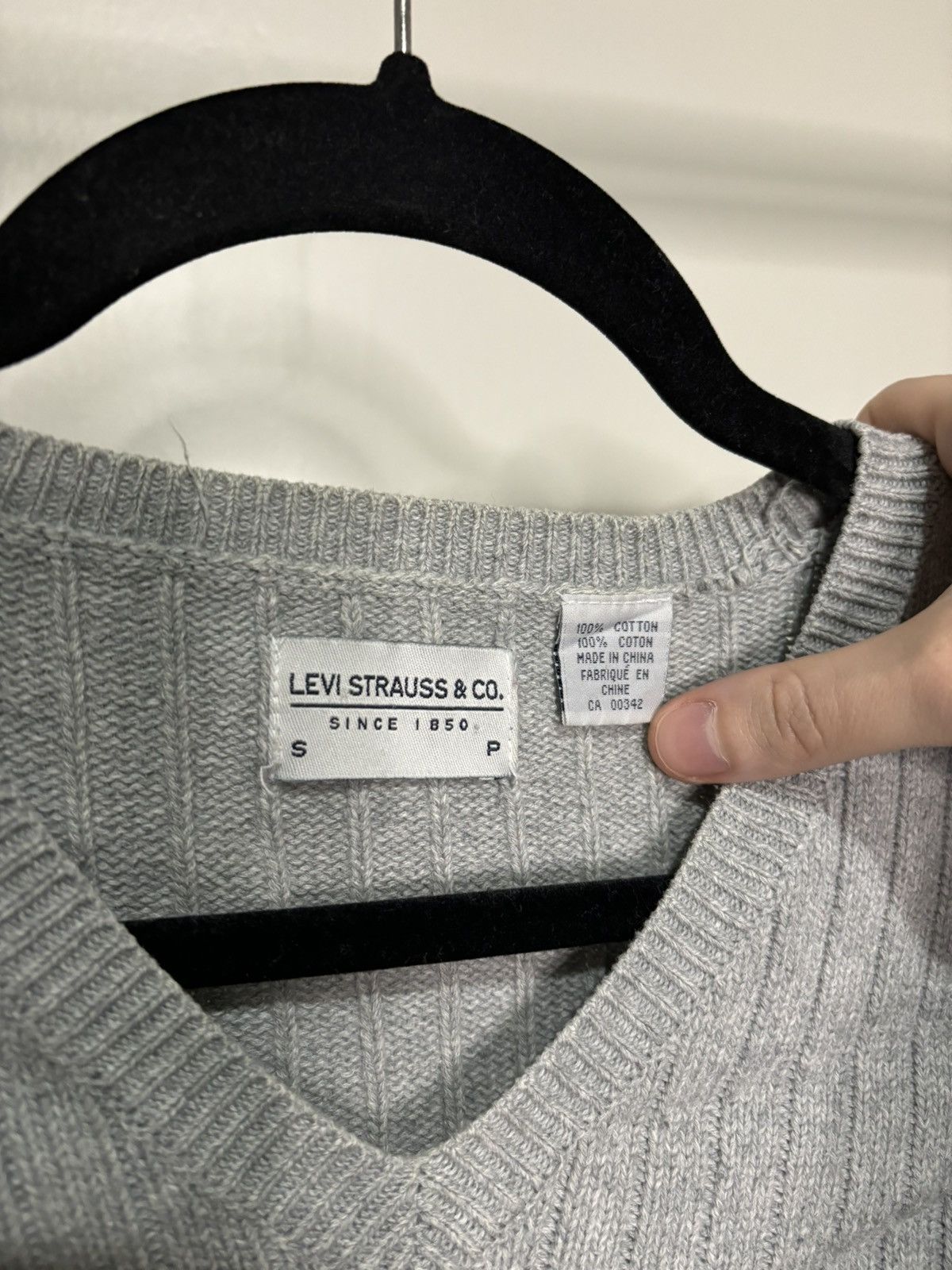 Levi's × Vintage Vintage Y2K Levi's Grey Ribbed Sweater Size S / US 4 / IT 40 - 3 Thumbnail