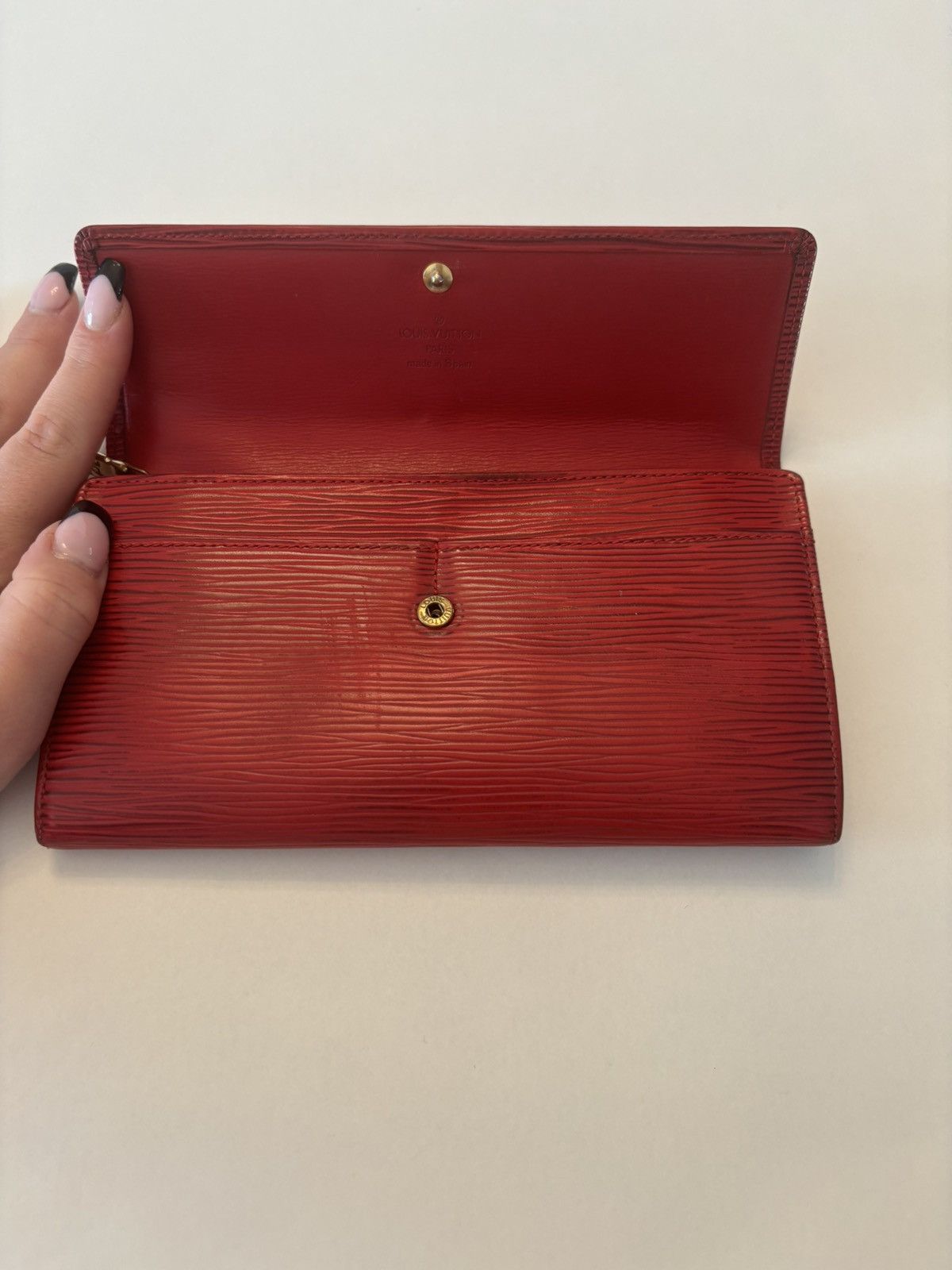 Louis Vuitton Louis Vuitton Long Epi Wallet Size ONE SIZE - 4 Thumbnail