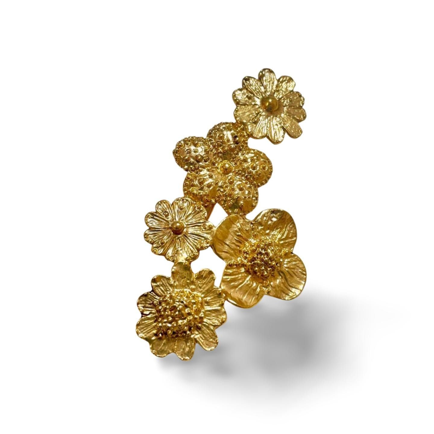 Yves Saint Laurent Vintage Yves Saint Laurent 5 flower motif brooch Size ONE SIZE - 7 Thumbnail