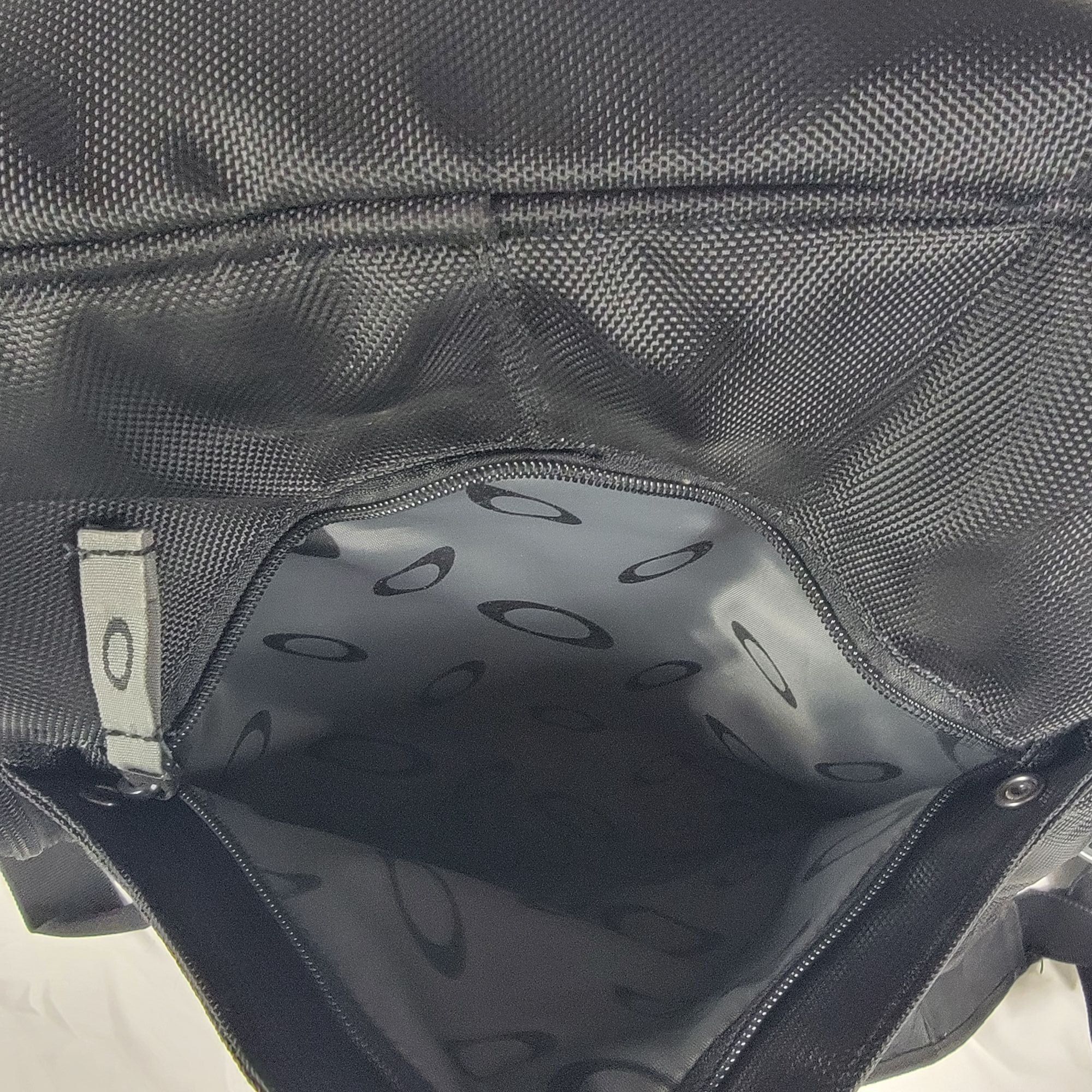 Oakley Oakley Tactical Field Gear Camouflage Black Messenger Bag Ca Size ONE SIZE - 10 Thumbnail