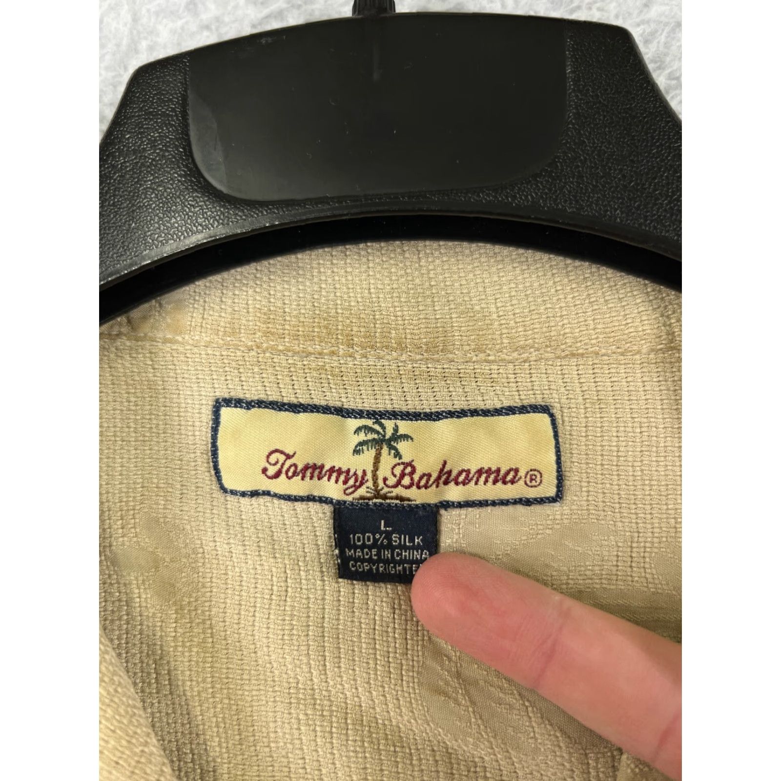 Tommy Bahama Tommy Bahama Shirt Mens Large Beige Palm Tree Floral Silk Hawaiian Button Up Size US L / EU 52-54 / 3 - 4 Thumbnail