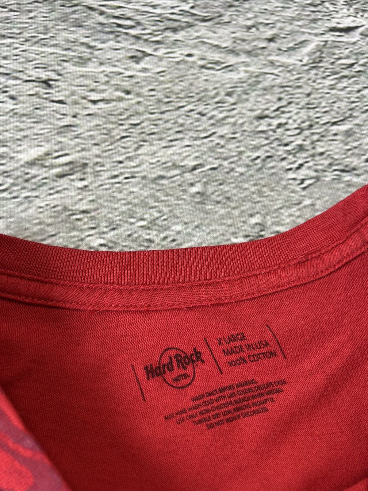 Hard Rock Cafe Hard Rock Cafe Hollywood T-shirt vintage red Y2K guitar Size US XL / EU 56 / 4 - 4 Thumbnail